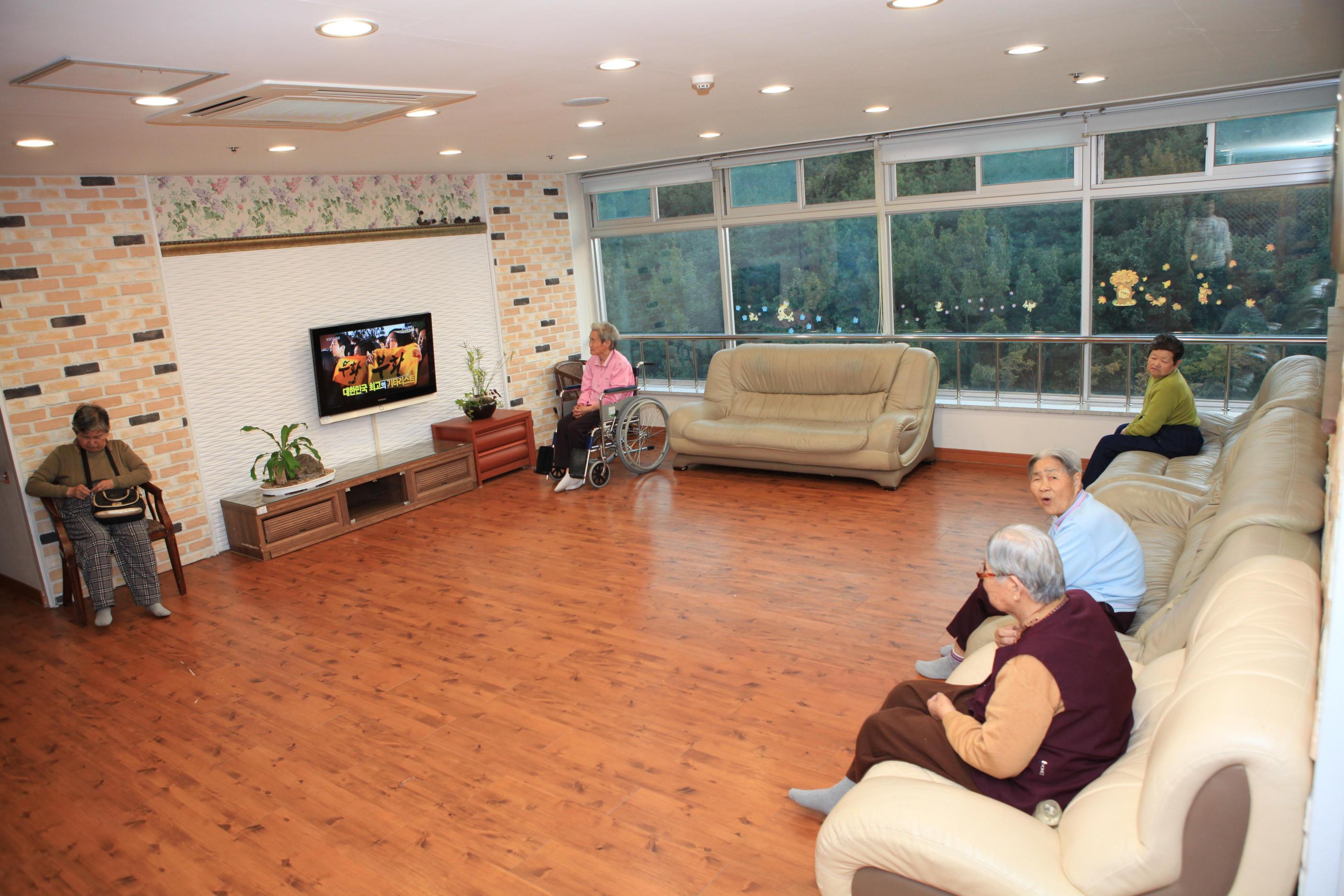 울산명성노인전문요양원 이미지 27