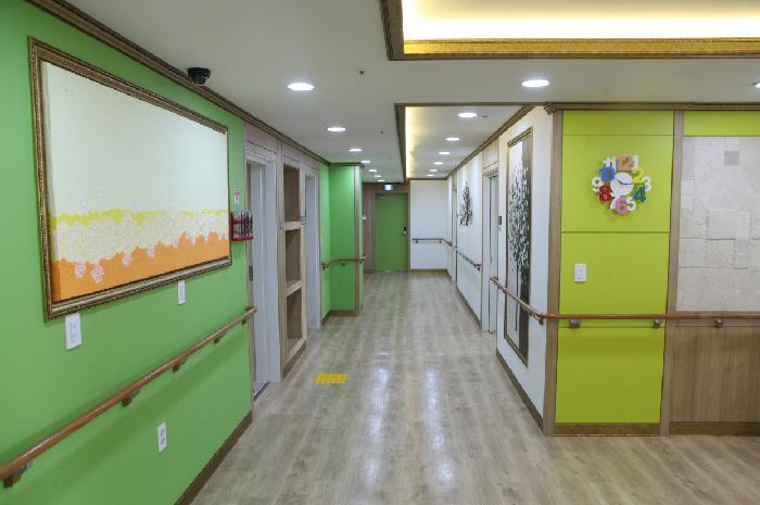 명성노인요양시설 이미지 7