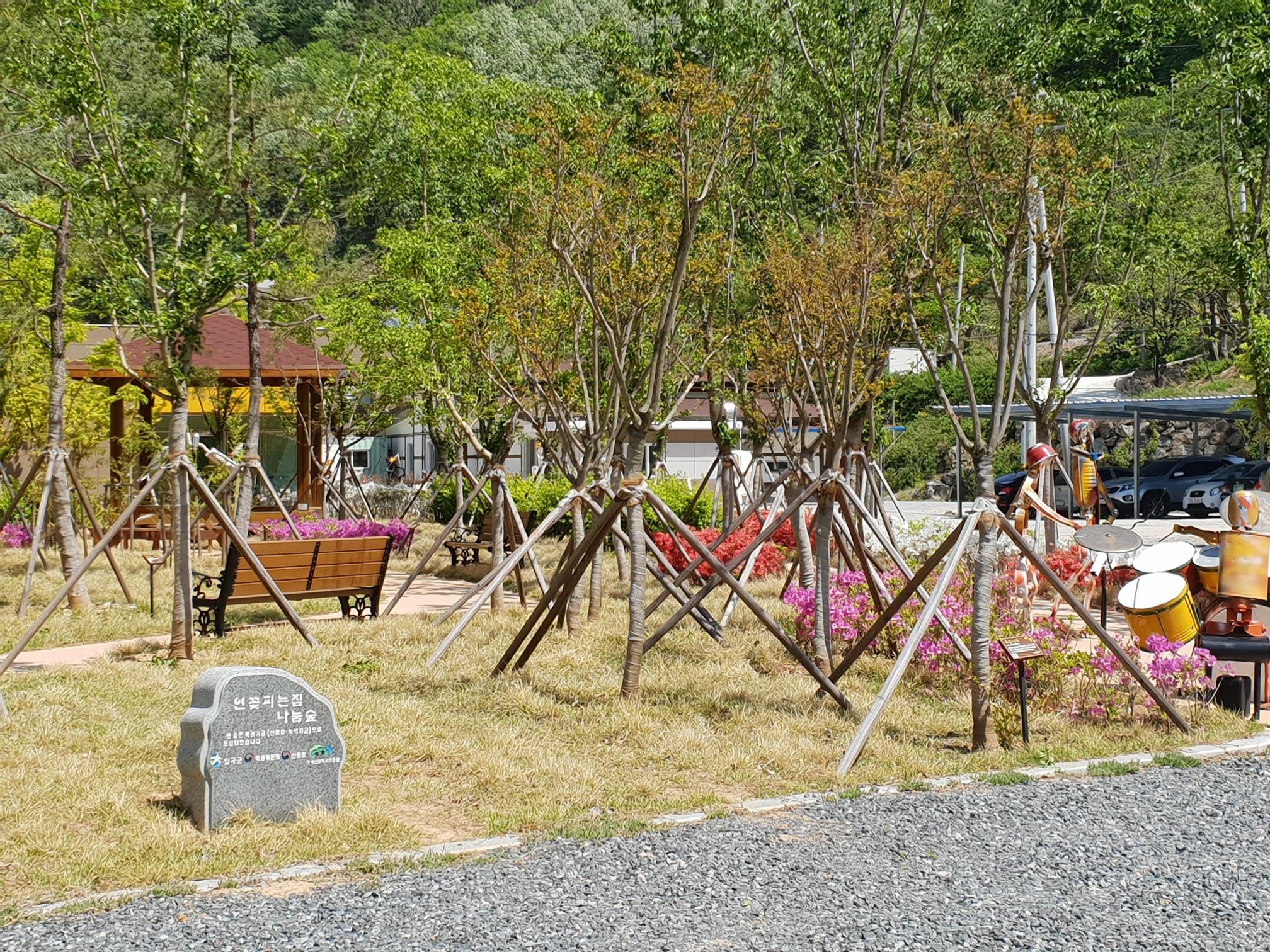 연꽃피는집노인요양원 이미지 8