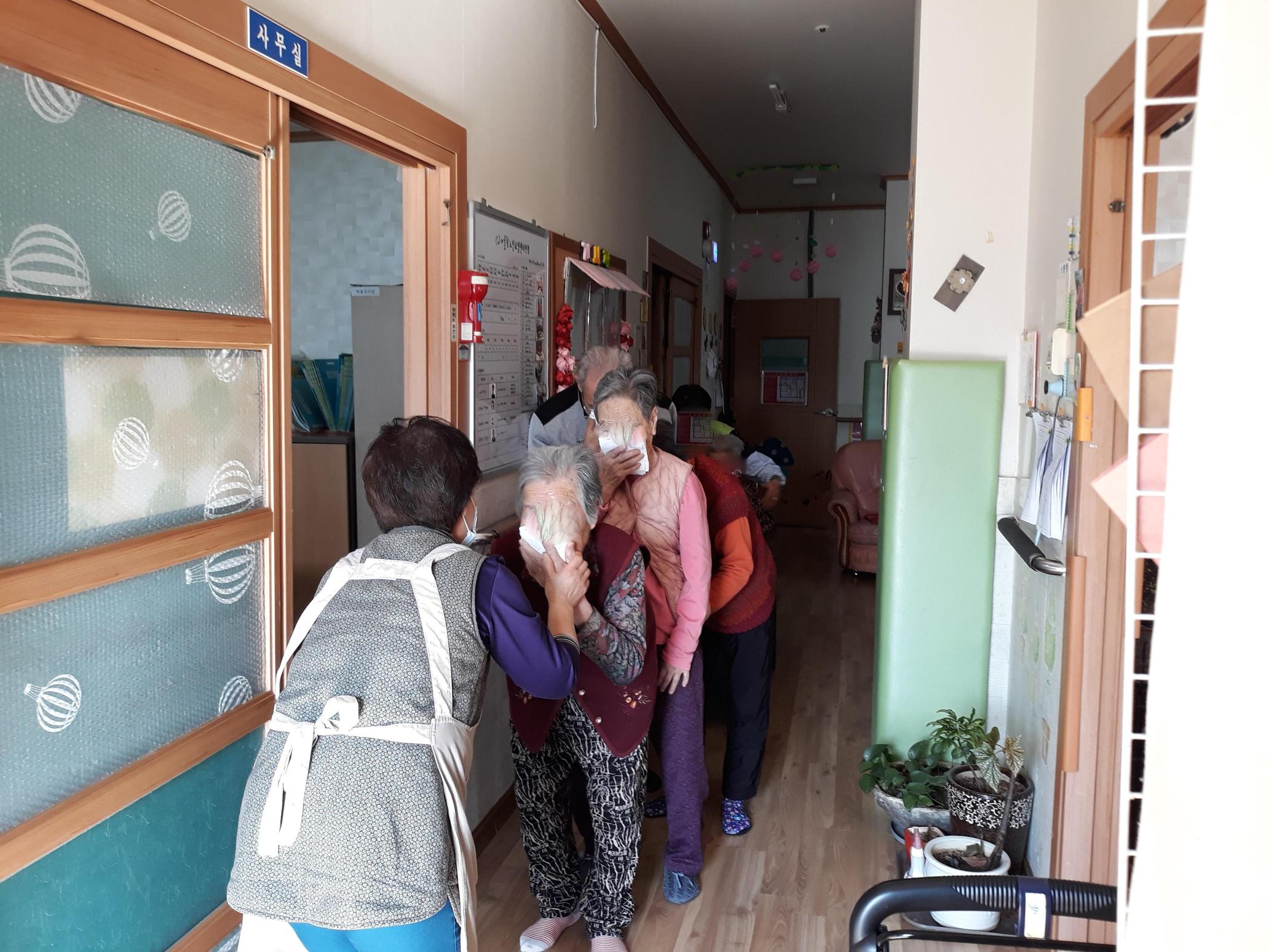 어울림노인요양센터 이미지 30
