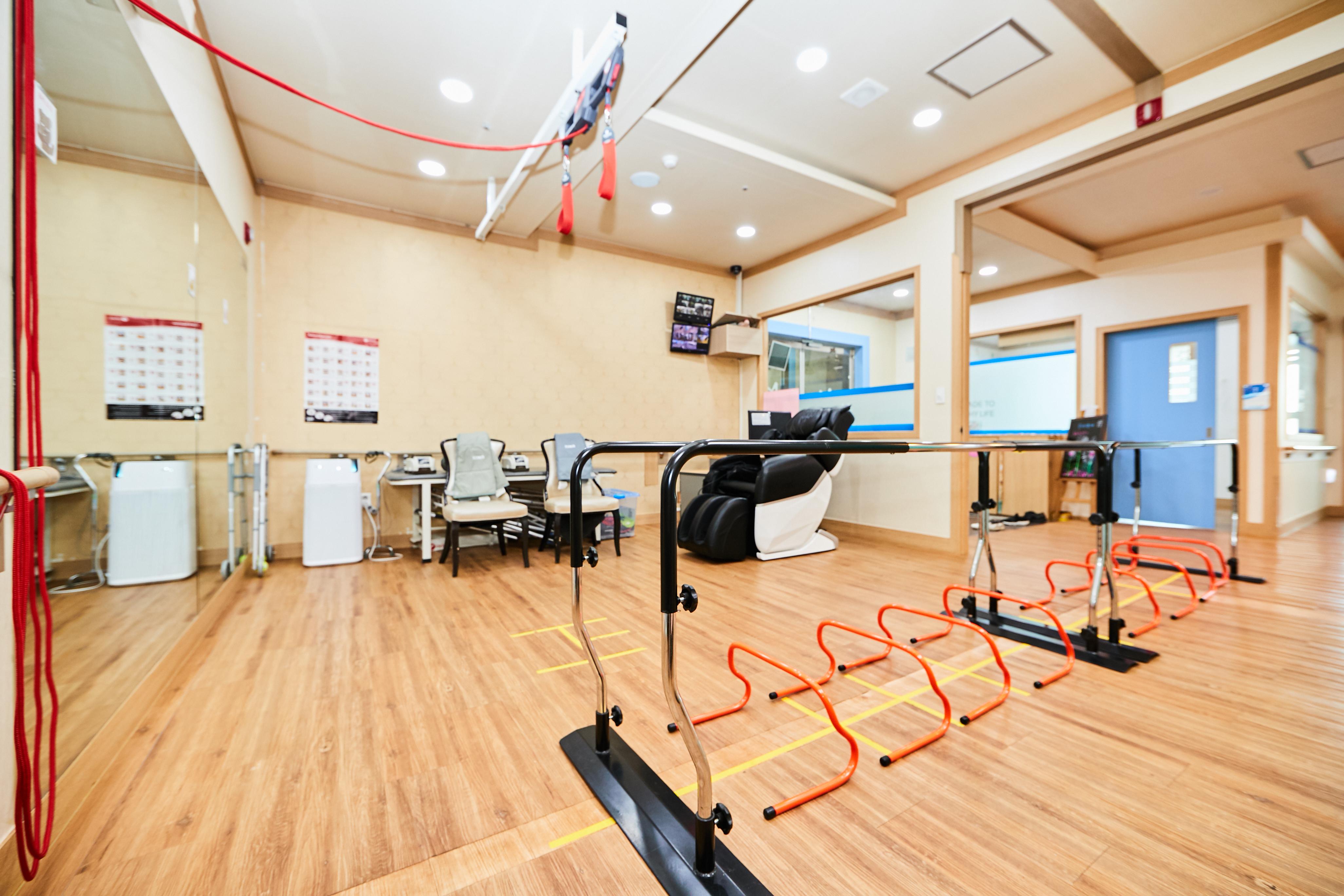 우리함께요양원 이미지 8