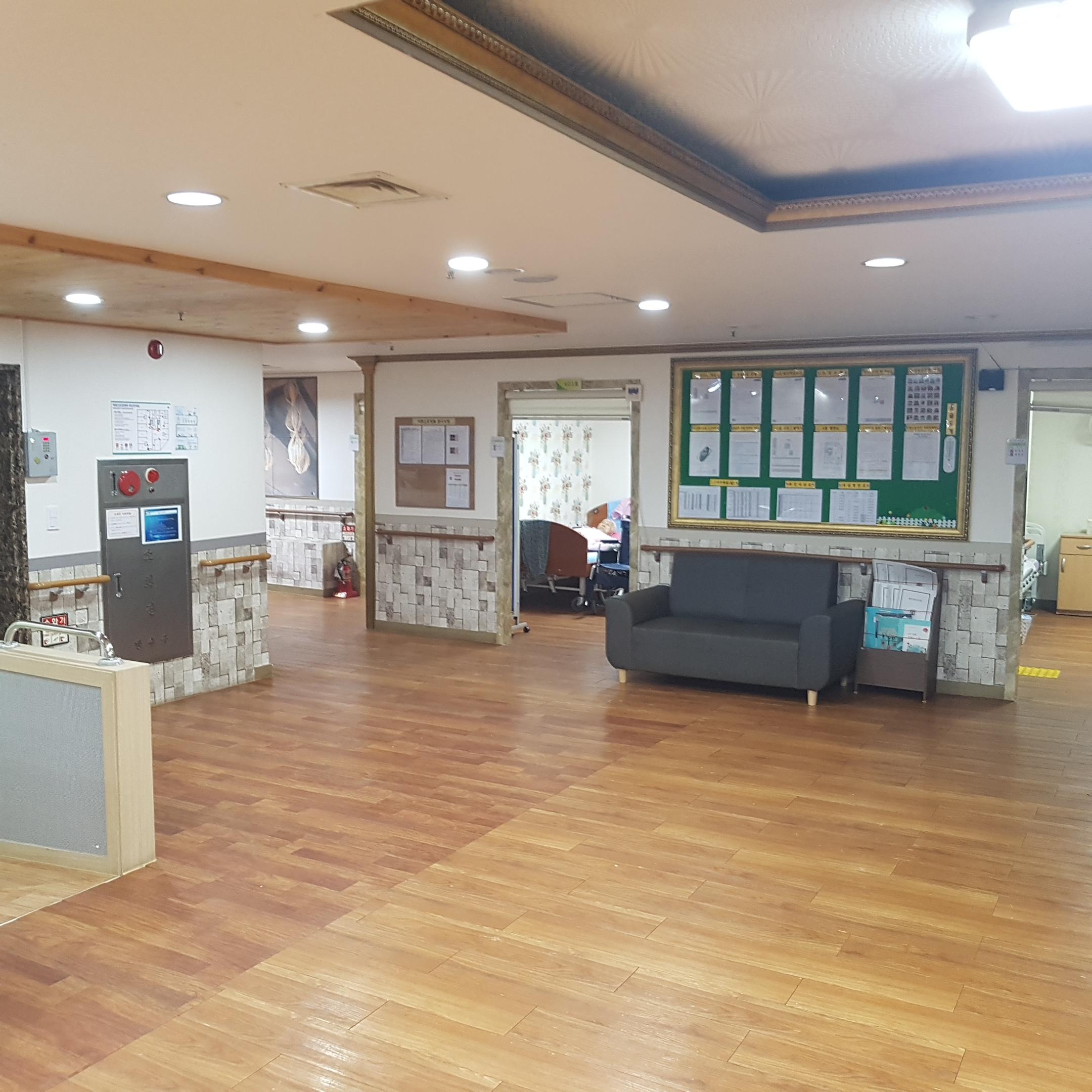 어르신요양센터 이미지 4