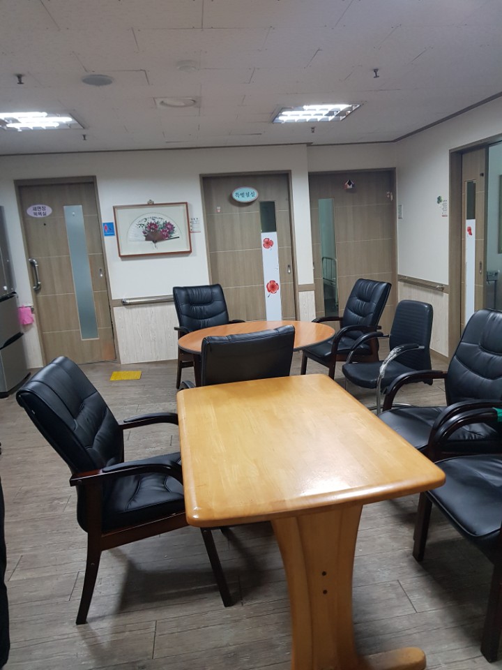 복지콜노인요양공동생활가정 이미지 9