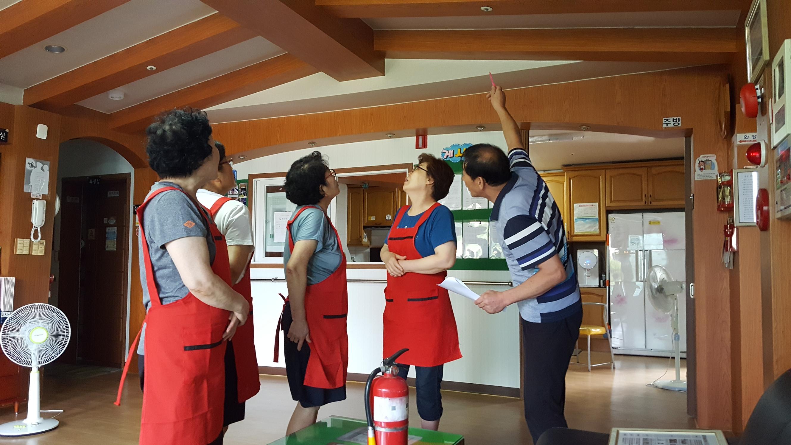 용담사랑의집노인요양공동생활가정 이미지 12