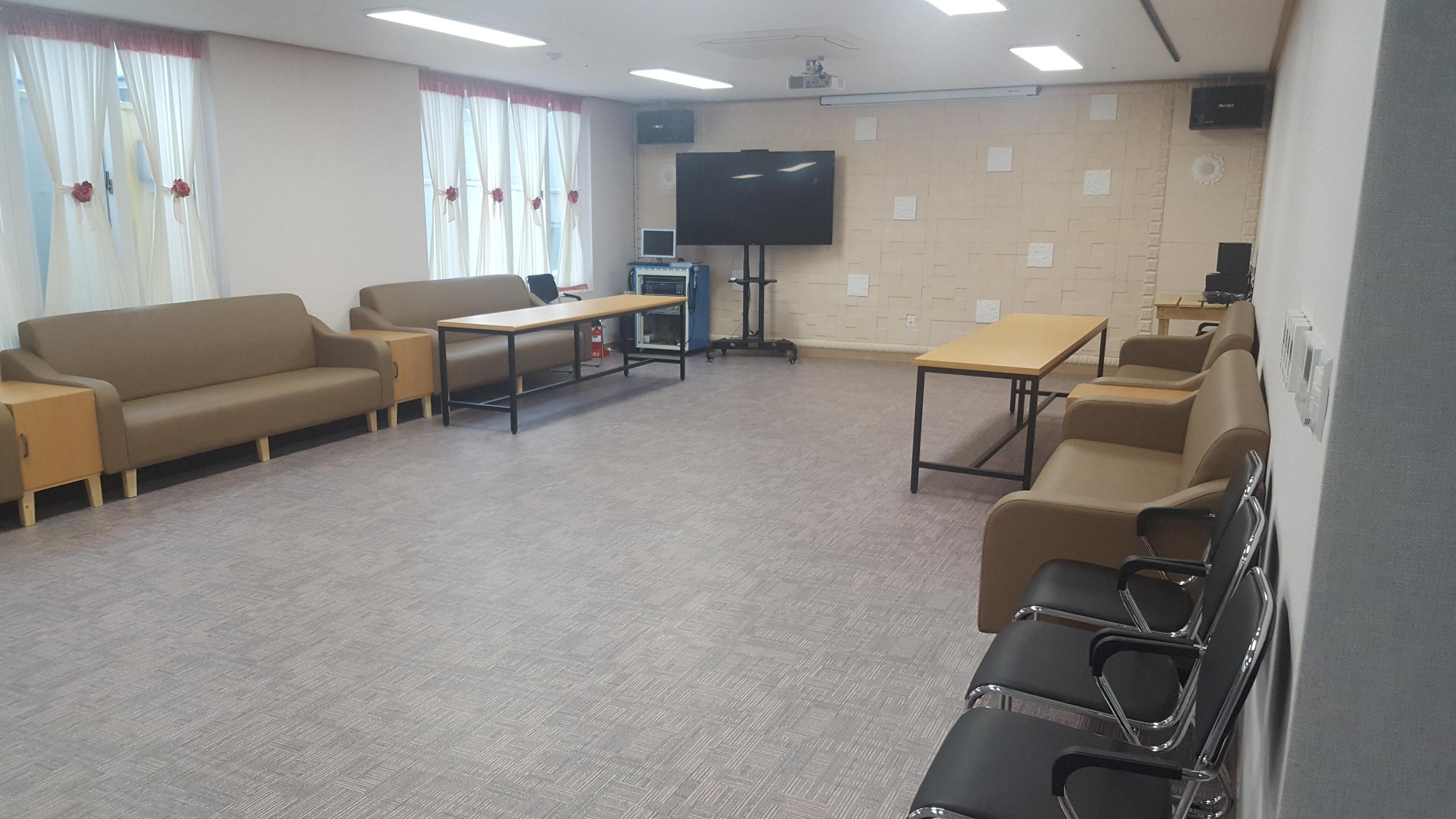 자인하늘손 요양원 이미지 2