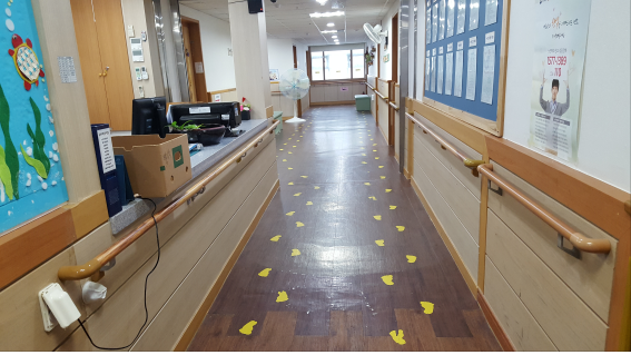 늘푸른노인전문요양원 이미지 8