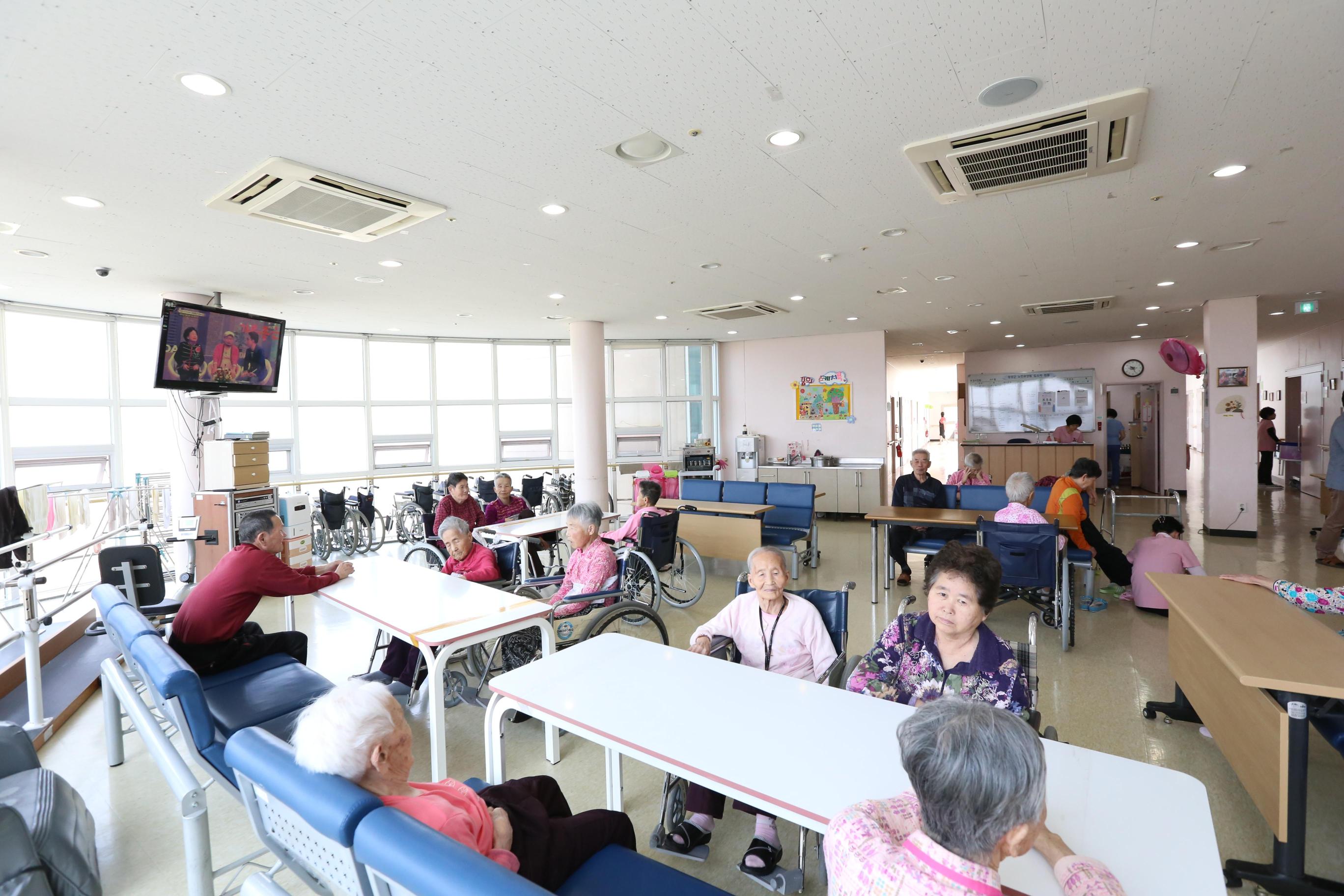 청양군노인요양원 이미지 7