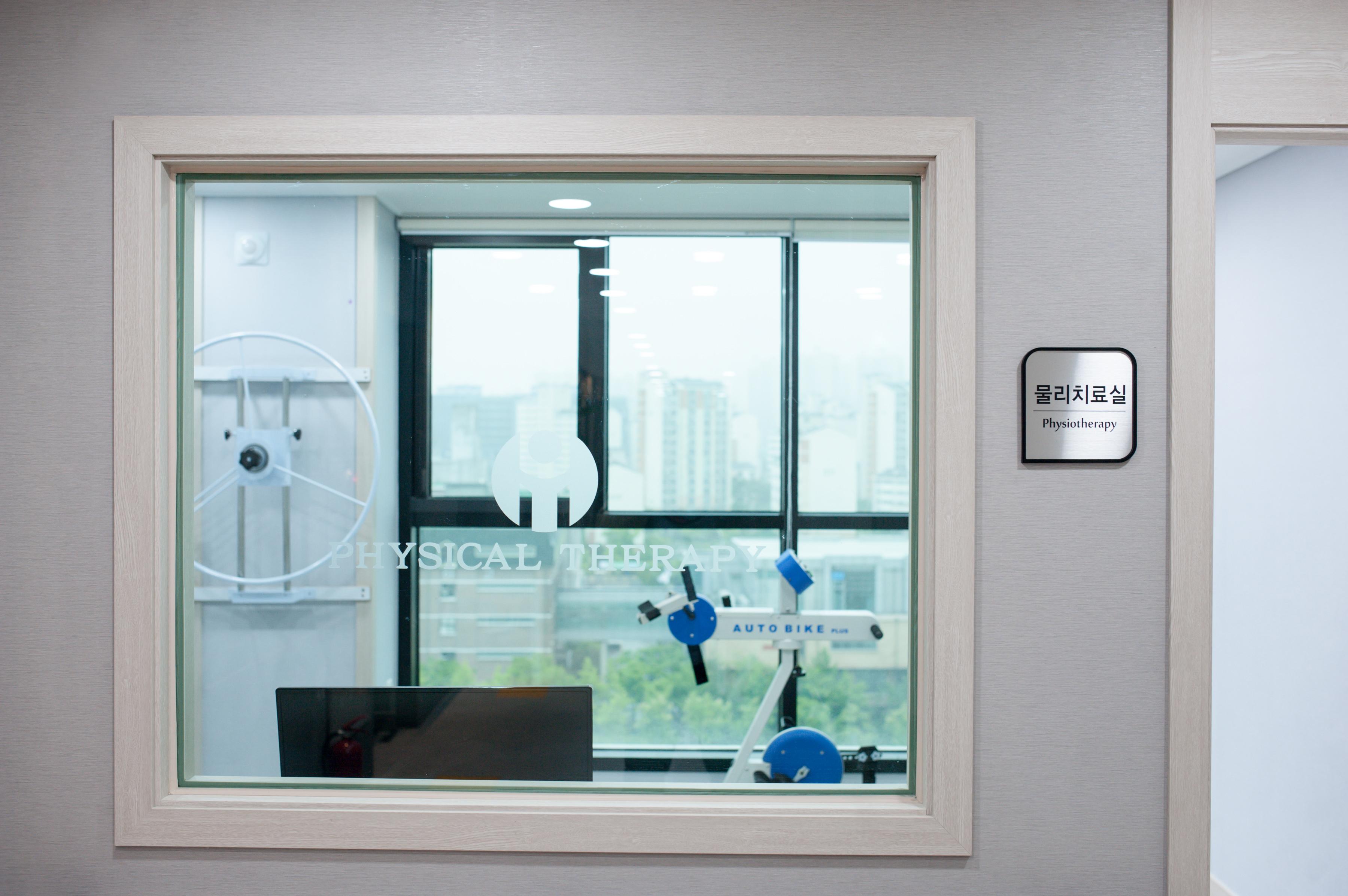 화영시니어케어센터 이미지 19