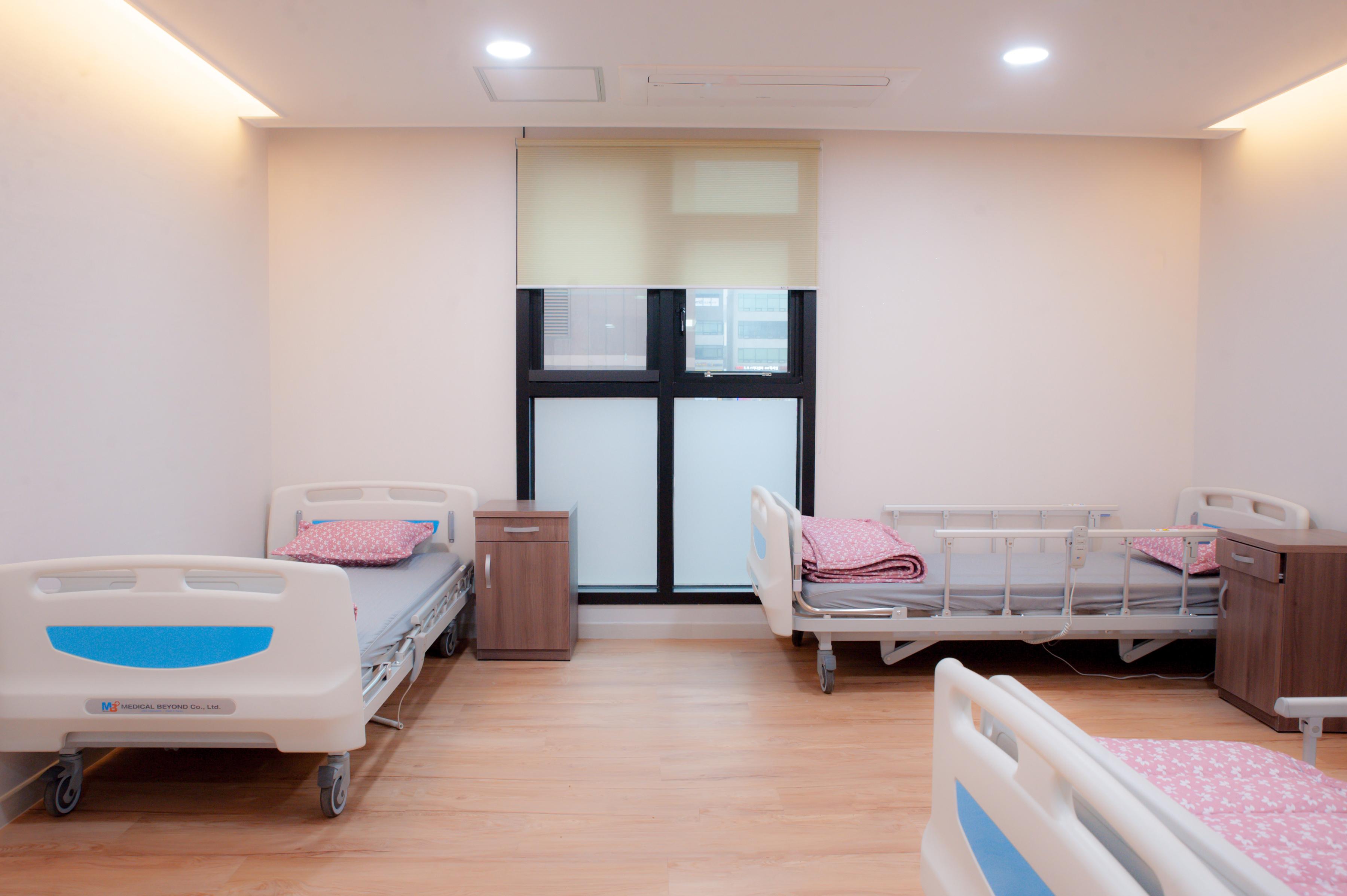 화영시니어케어센터 이미지 11