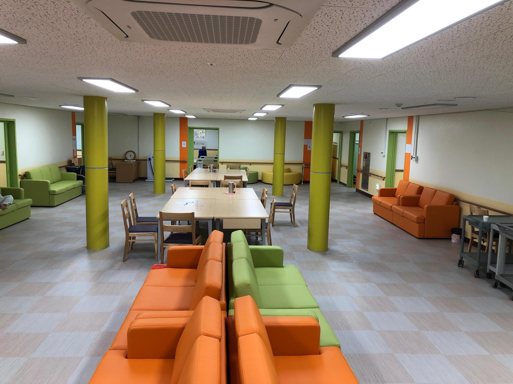 진안군복합노인복지타운 노인요양원 이미지 2