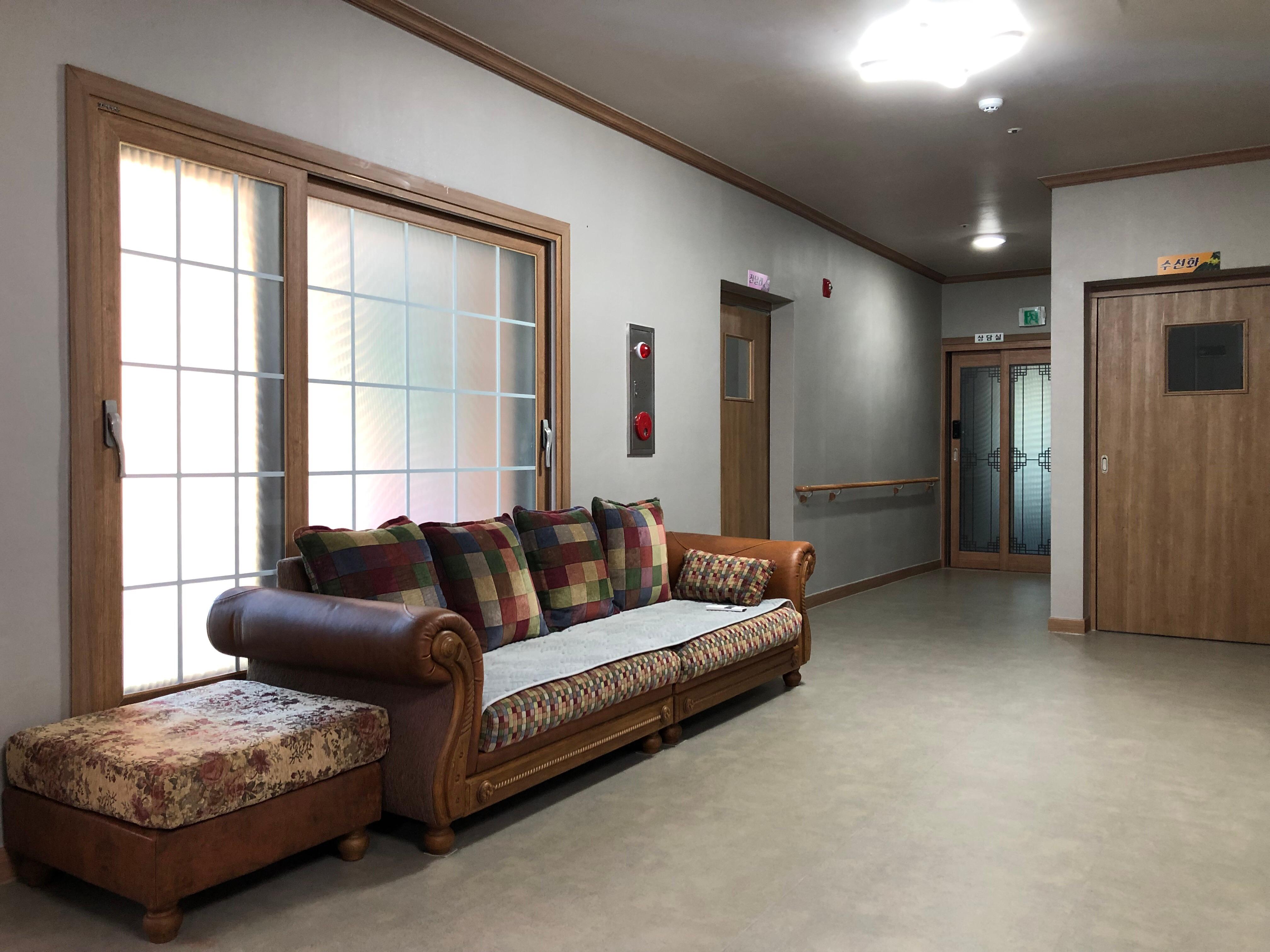황토방사랑채요양원 이미지 2