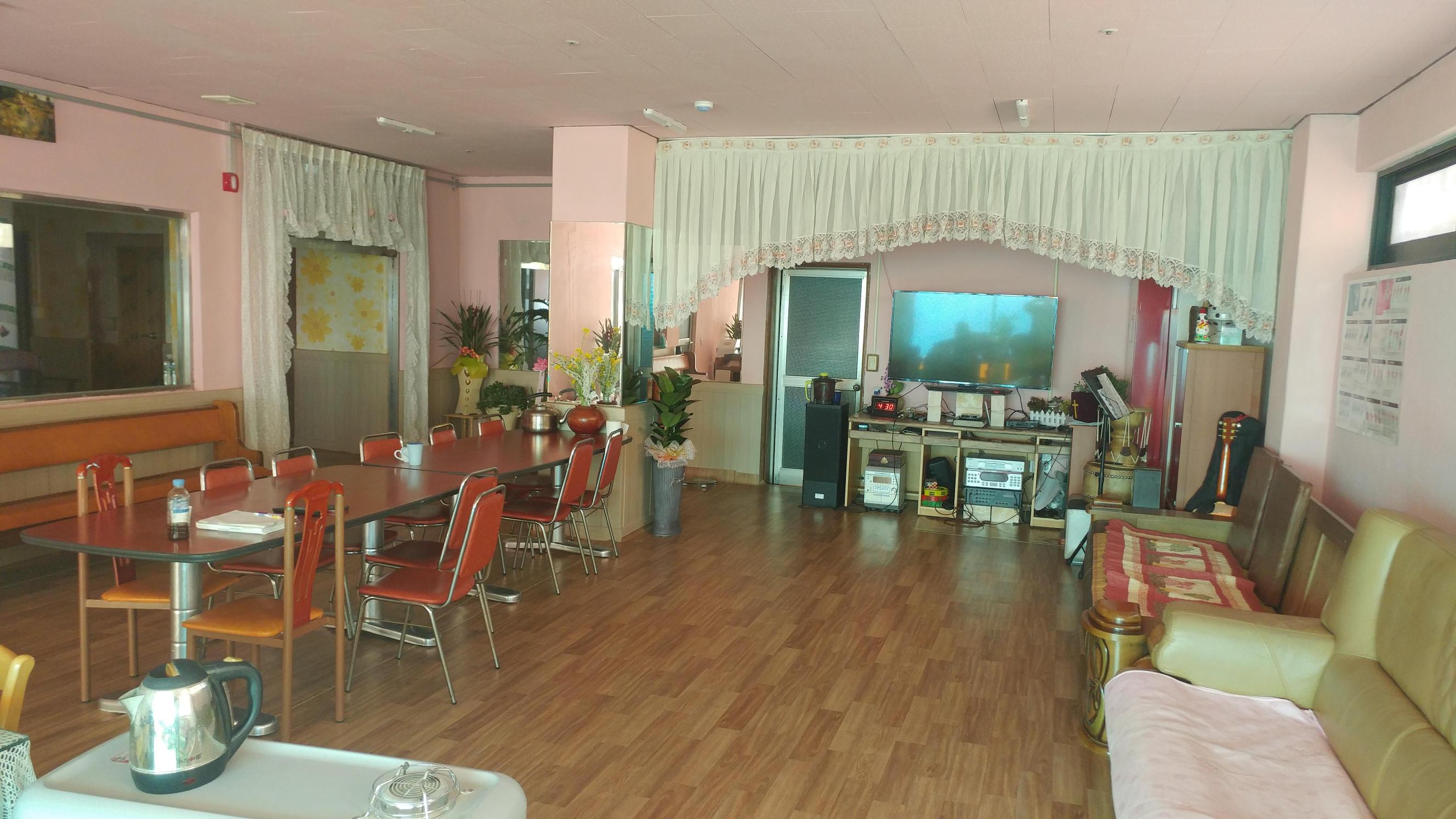 임마누엘노인요양원 이미지 3