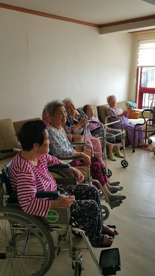 송정요양원 이미지 3