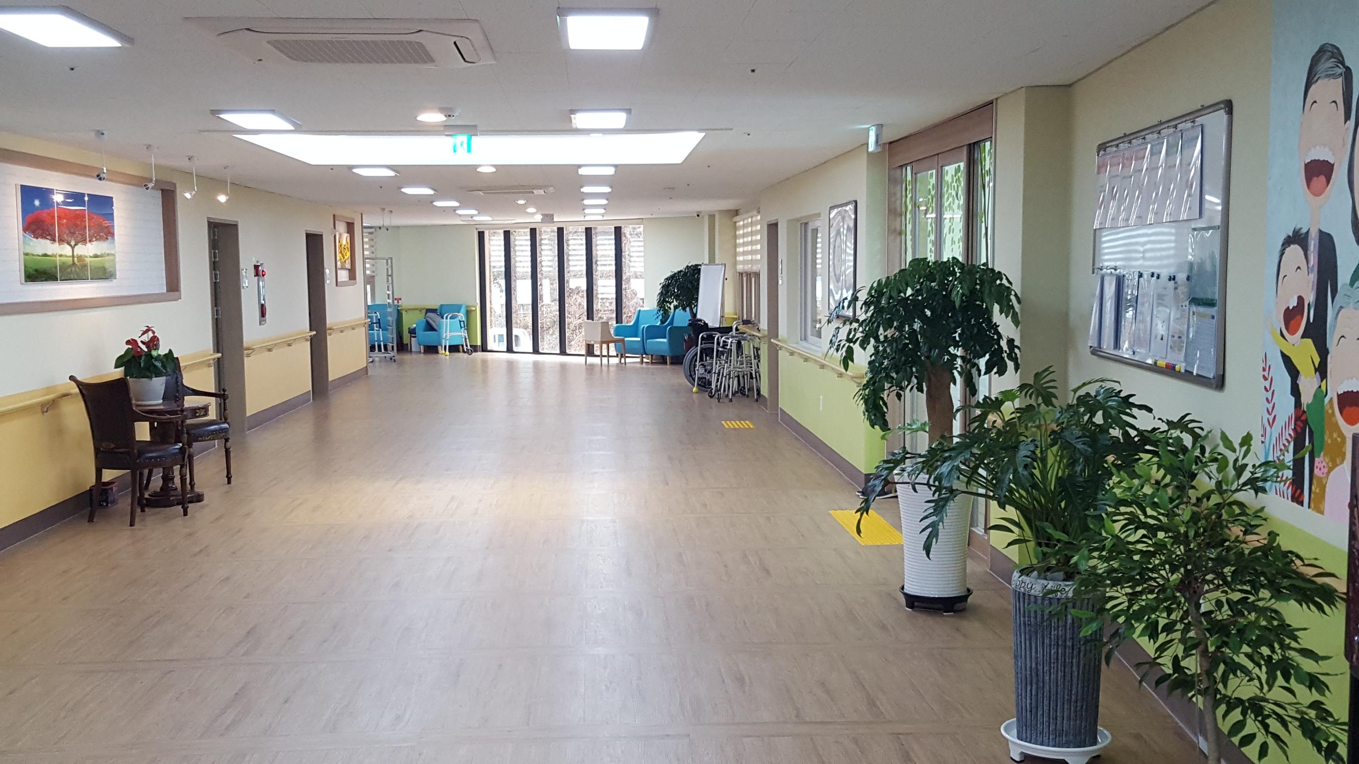 행복한요양원 이미지 2