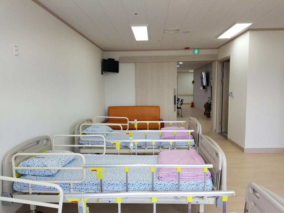 영종국제도시 믿음요양원 이미지 3