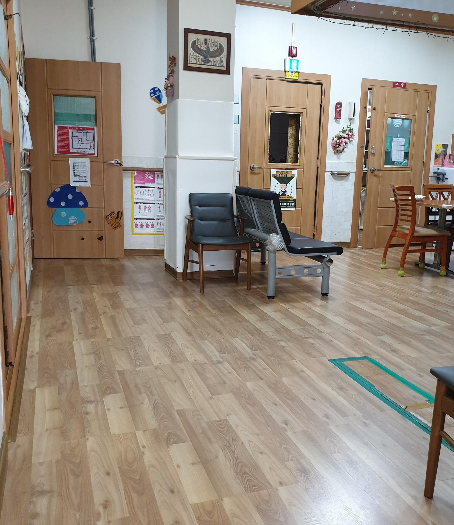어울림노인요양센터 이미지 4