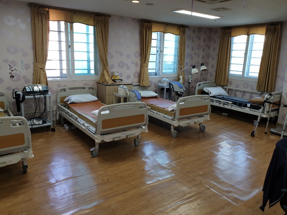 약산노인요양원 이미지 10