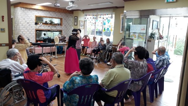 효사랑고향의집 이미지 23