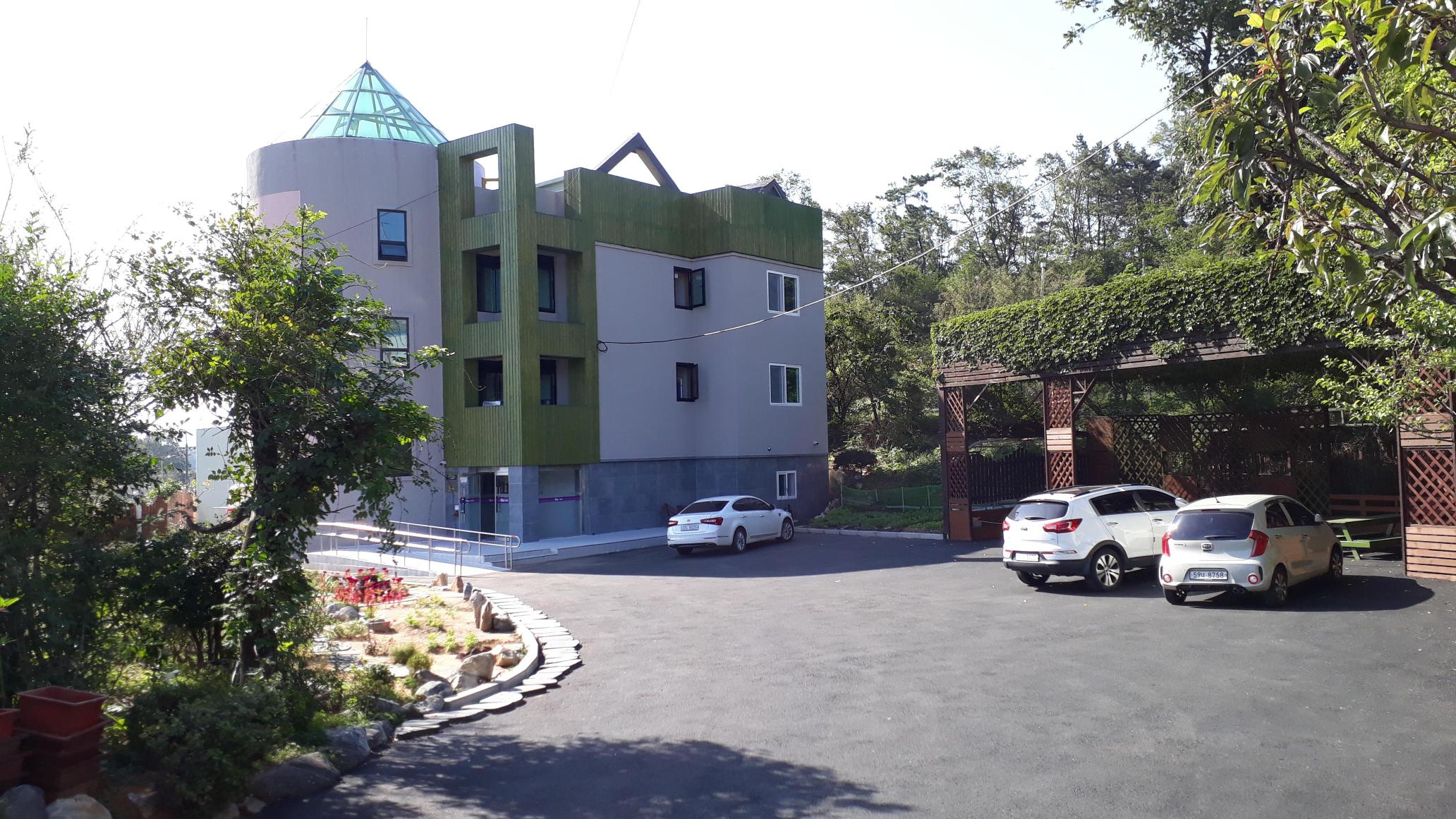 꽃마루요양원 이미지 5