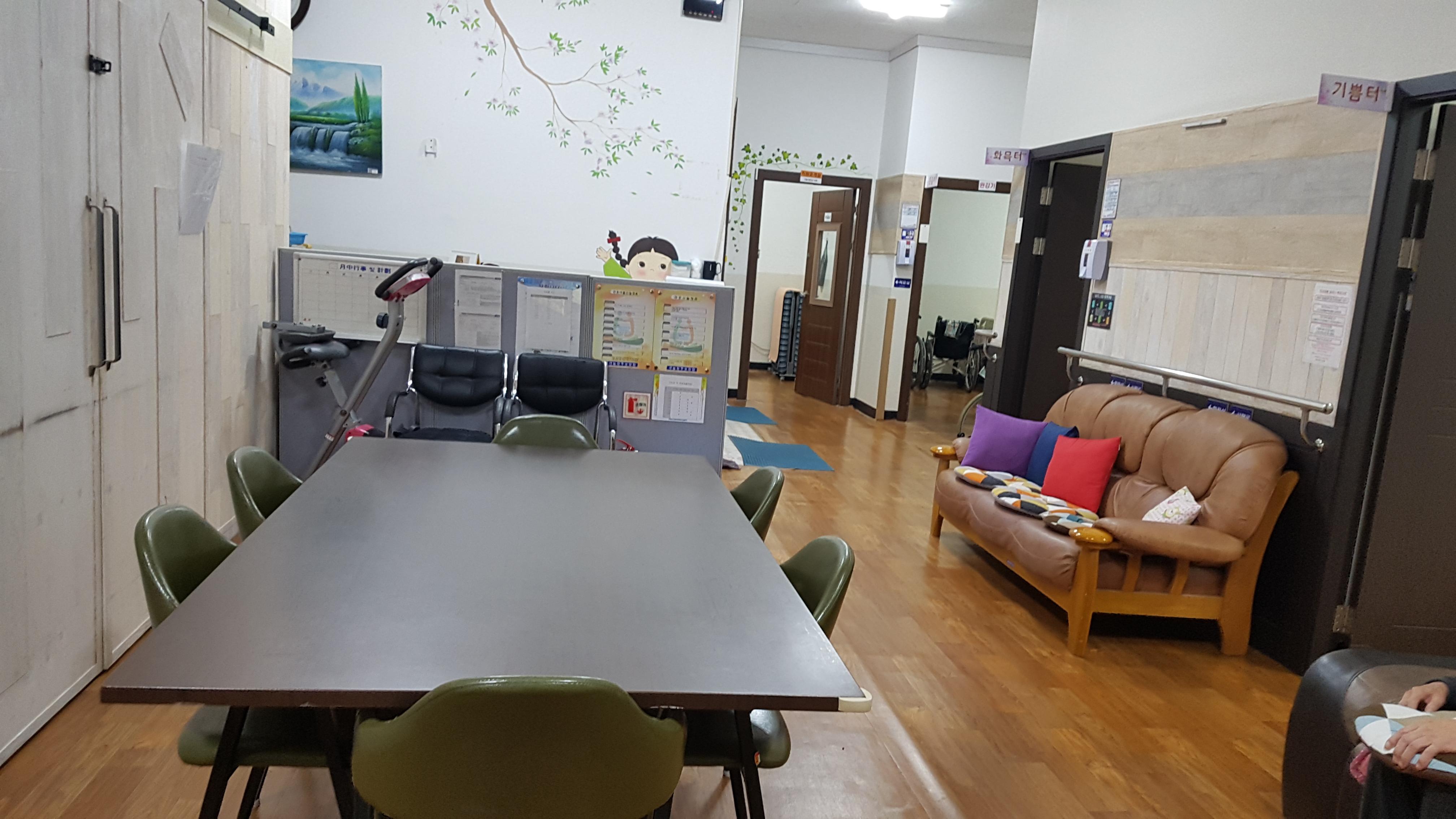 새늘청주요양원 이미지 23