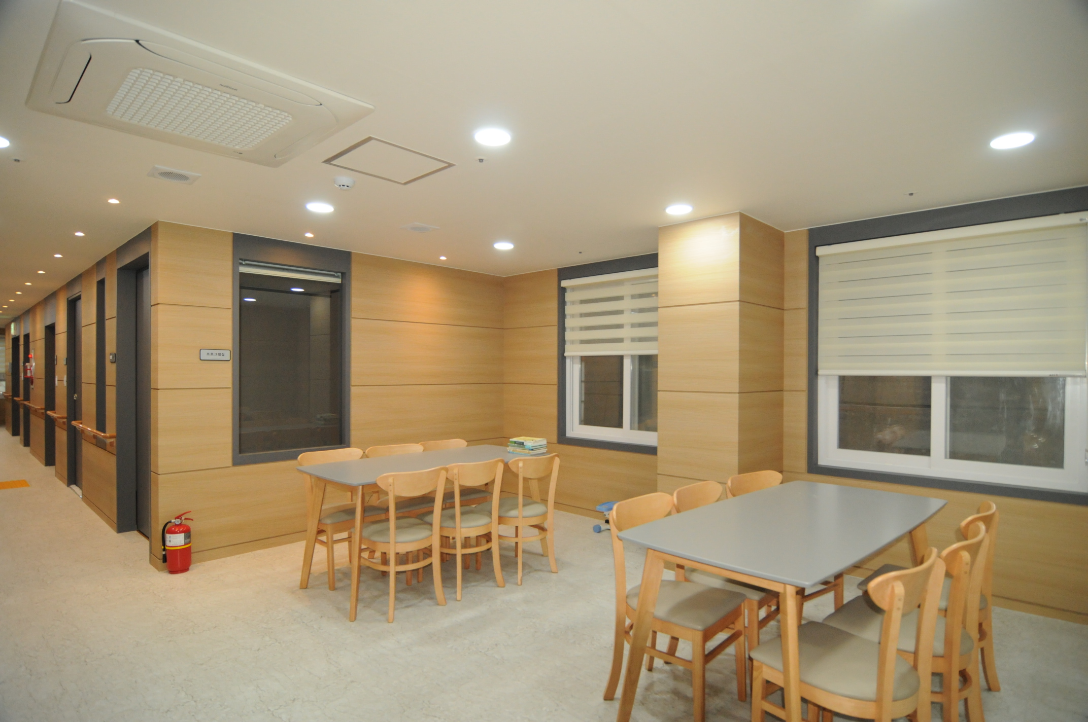 실비아요양원 이미지 2