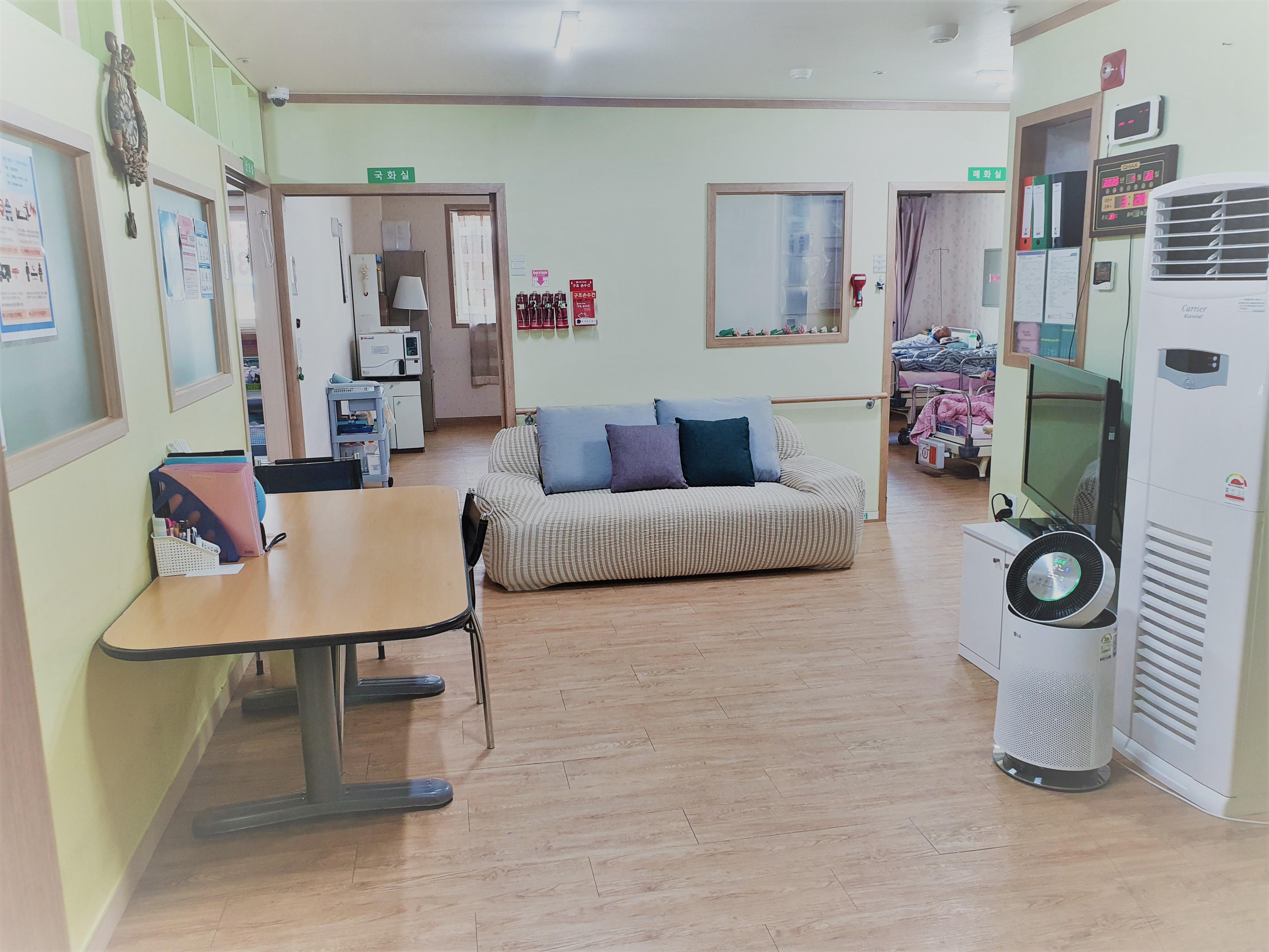 정든요양원 이미지 3