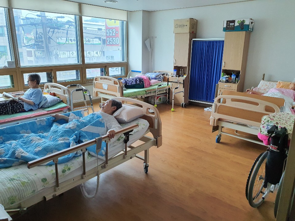 아름드리요양원 이미지 12