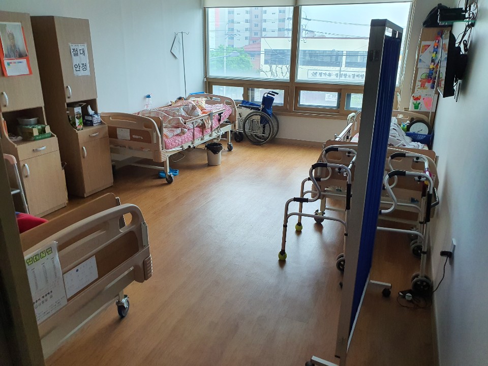 아름드리요양원 이미지 7