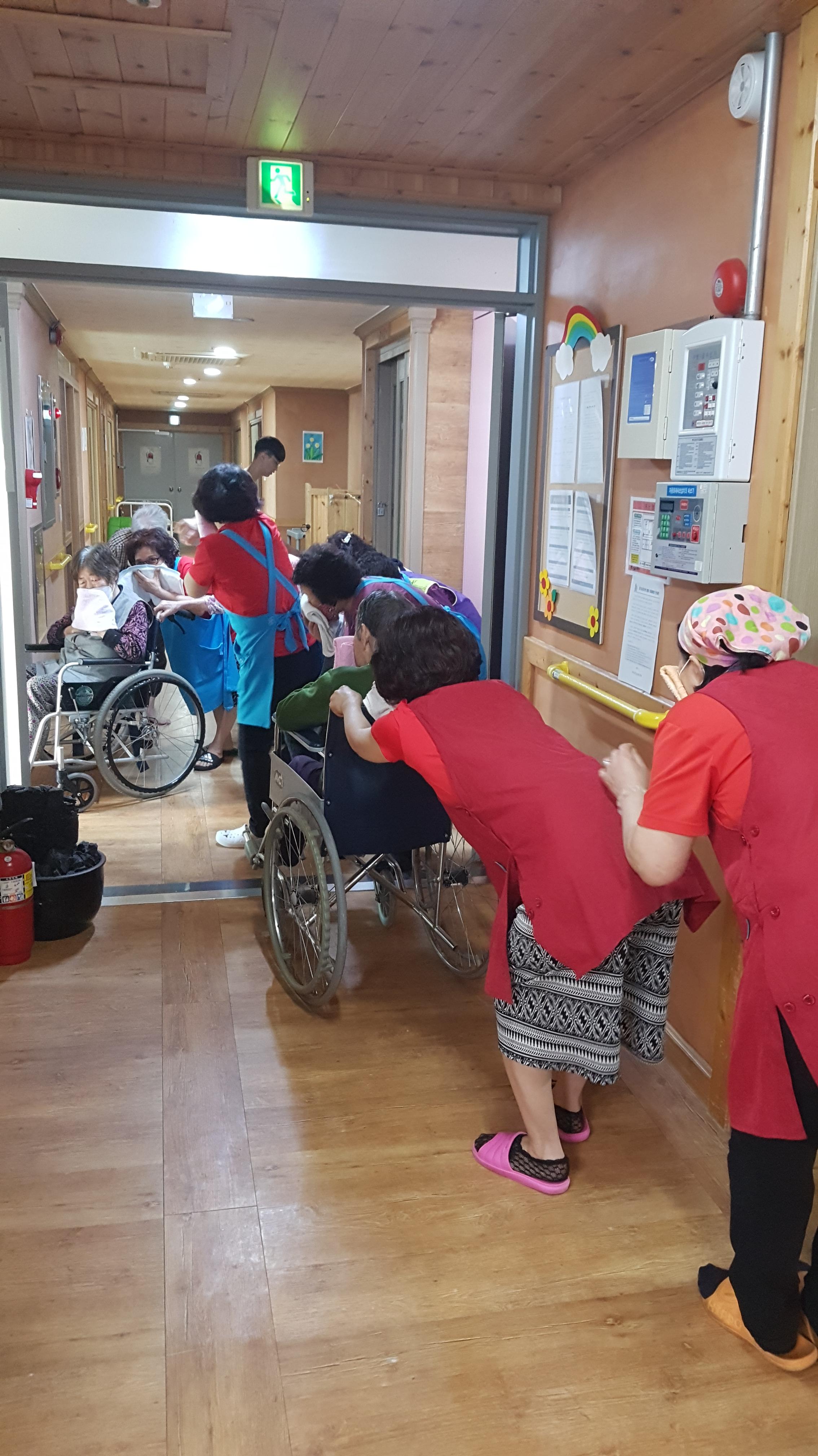 영남실버케어 이미지 36