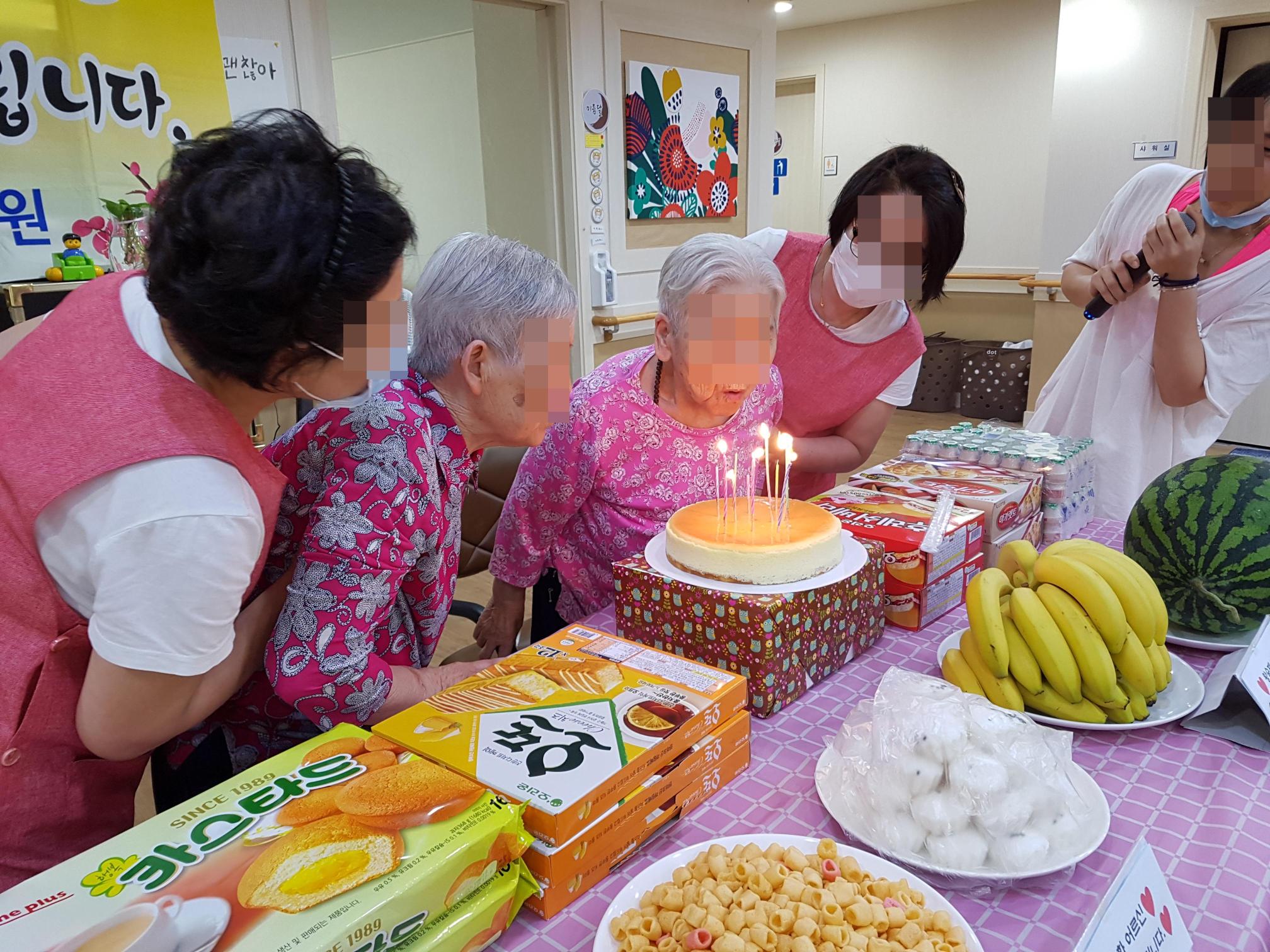 청주늘푸른요양원 이미지 24