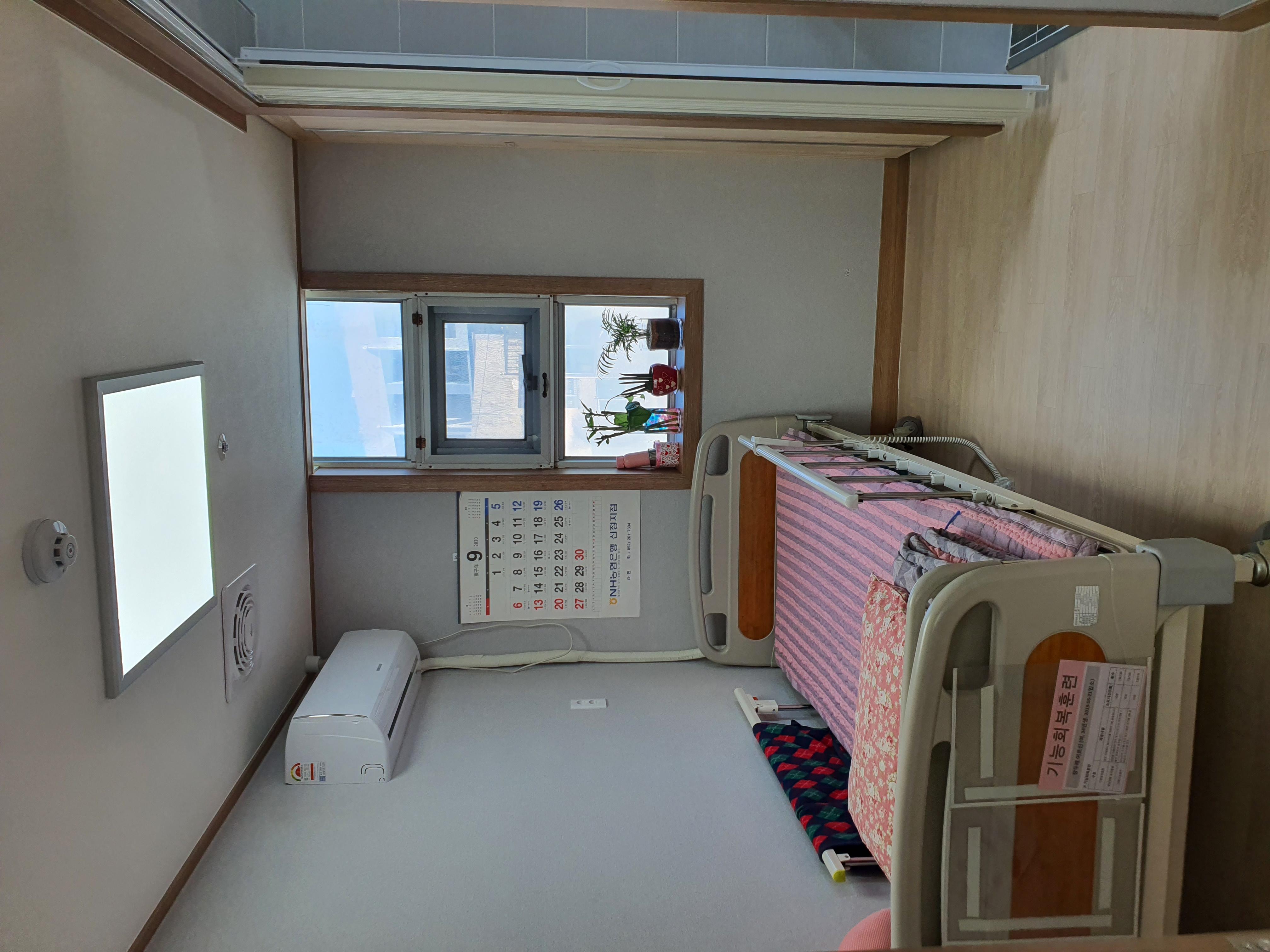 늘푸른노인요양원 이미지 9