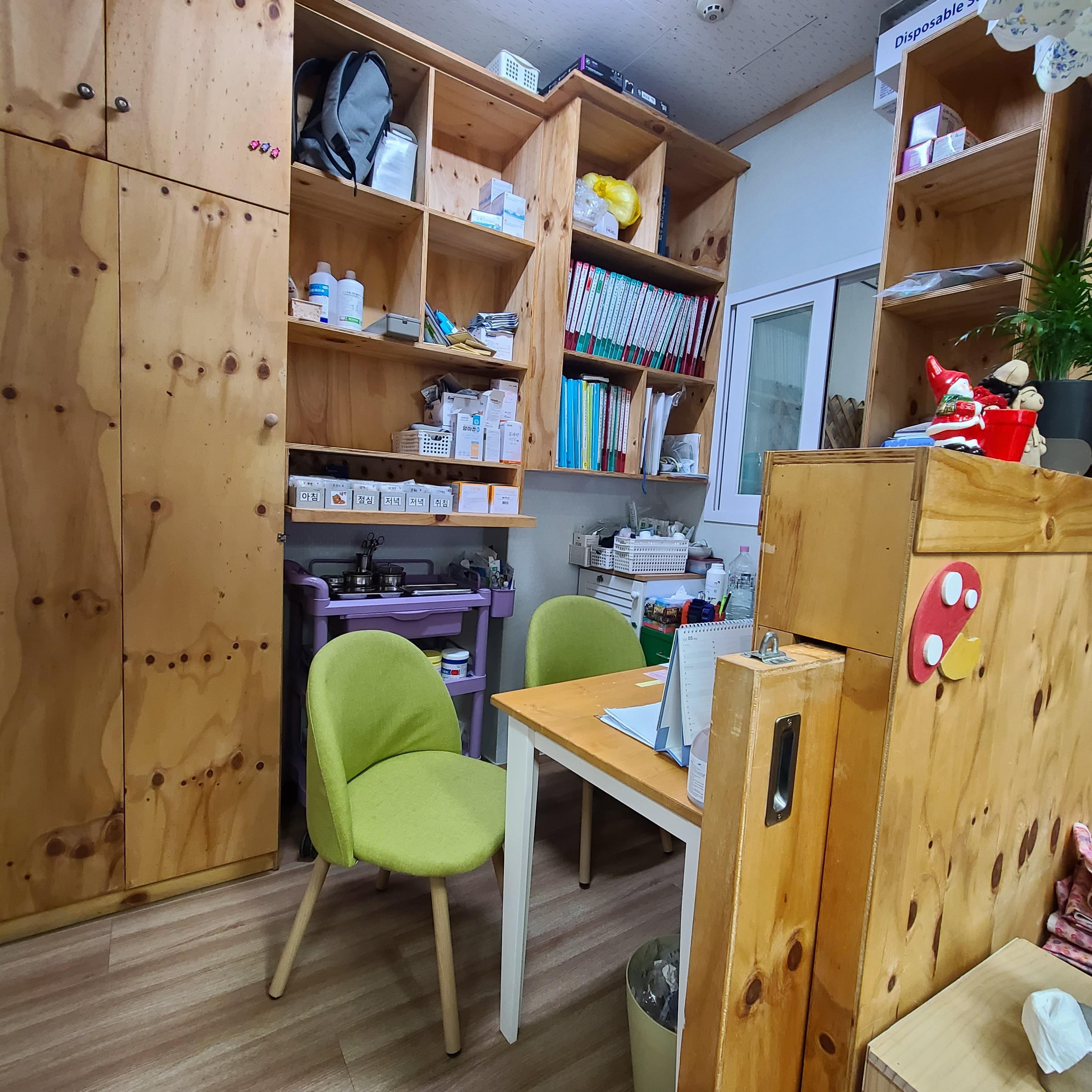 봄날실버요양원 이미지 9