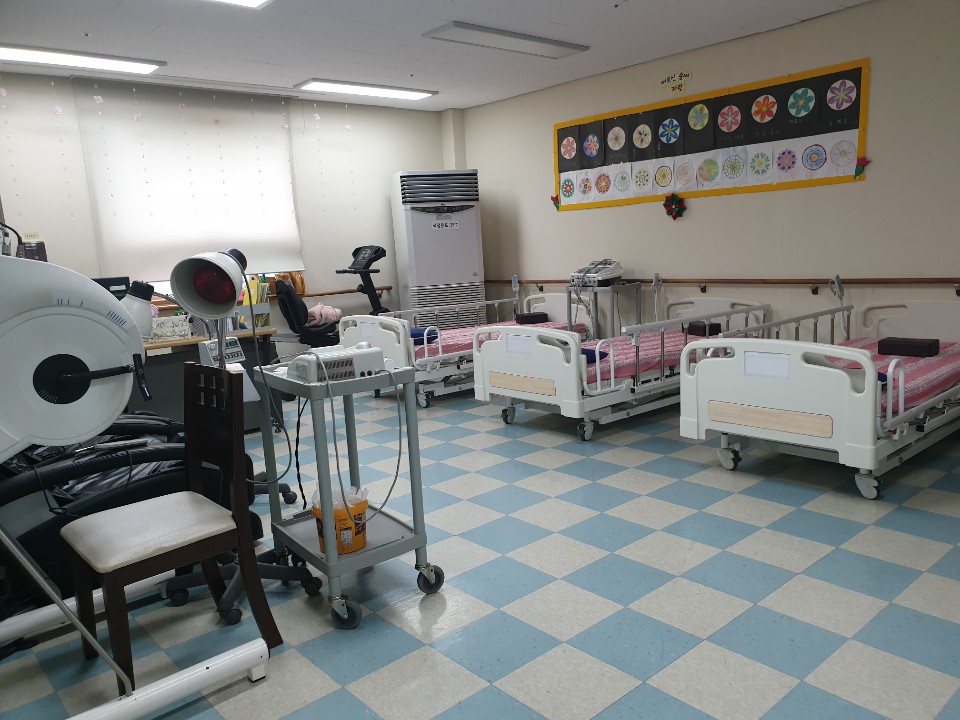 철원군노인전문요양원 이미지 22