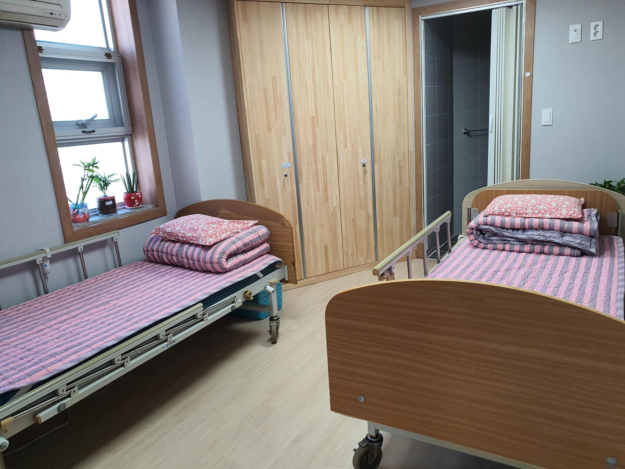 늘푸른노인요양원 이미지 6