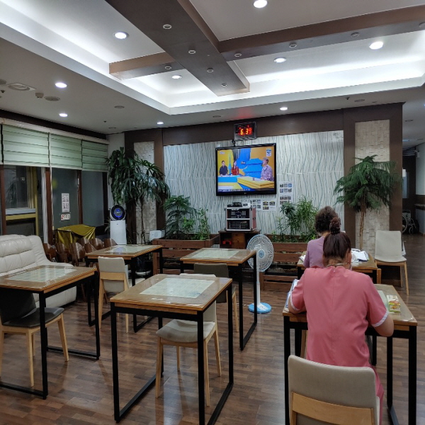 너싱홈베터라이프 이미지 9