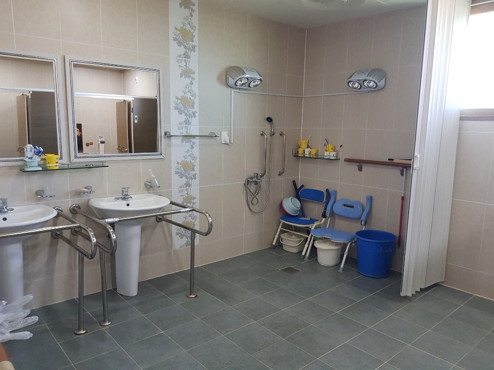 봄날요양원 이미지 10