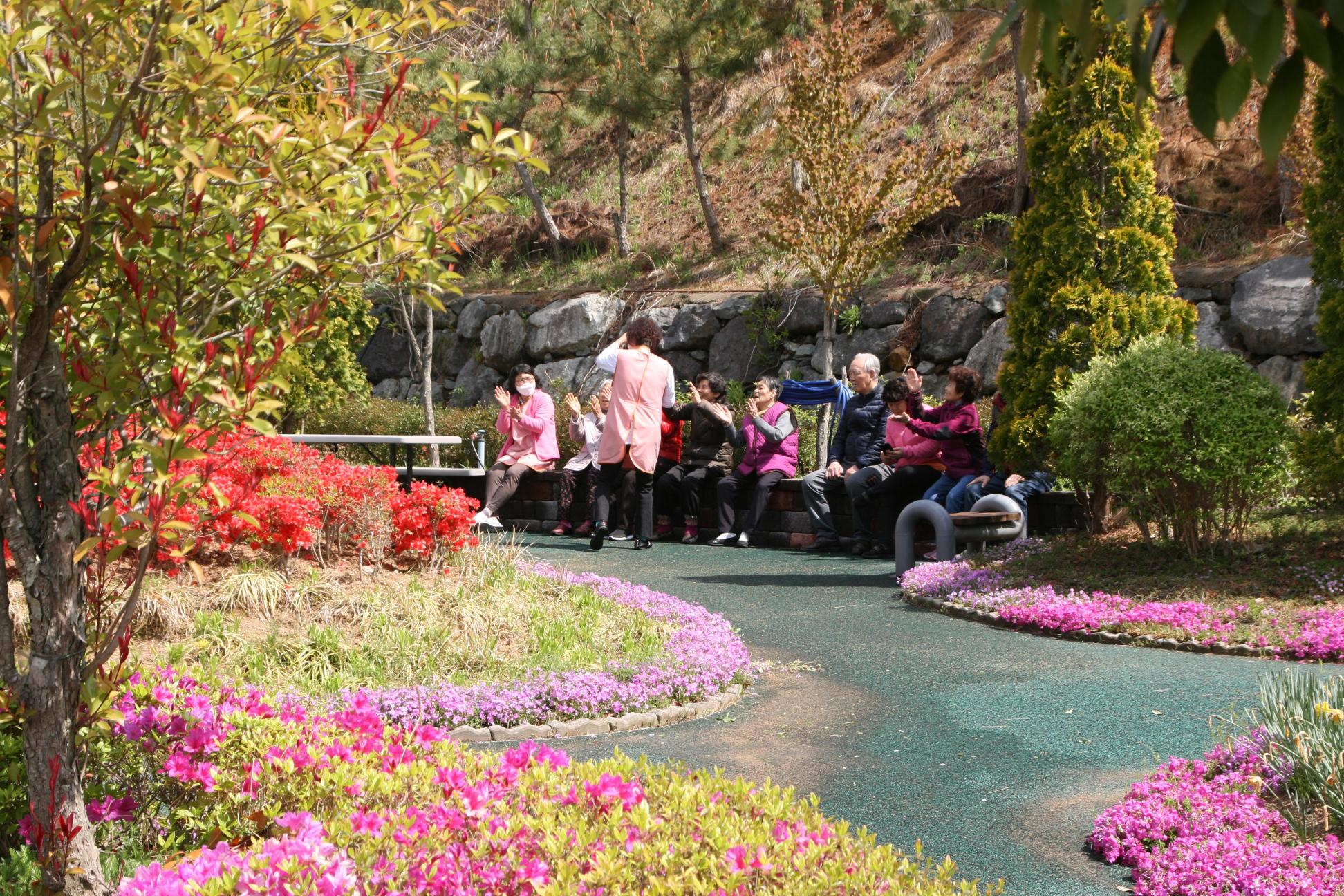 동진노인복지센터 이미지 2