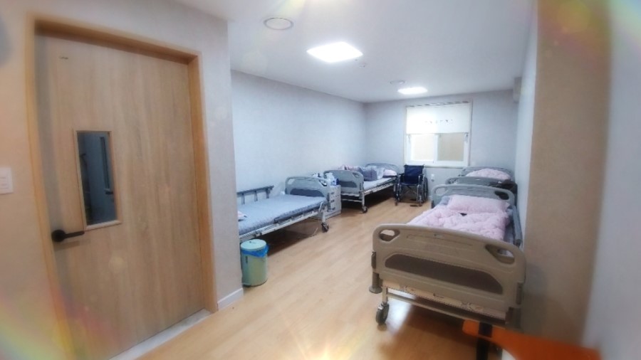 예담실버케어요양원 이미지 2