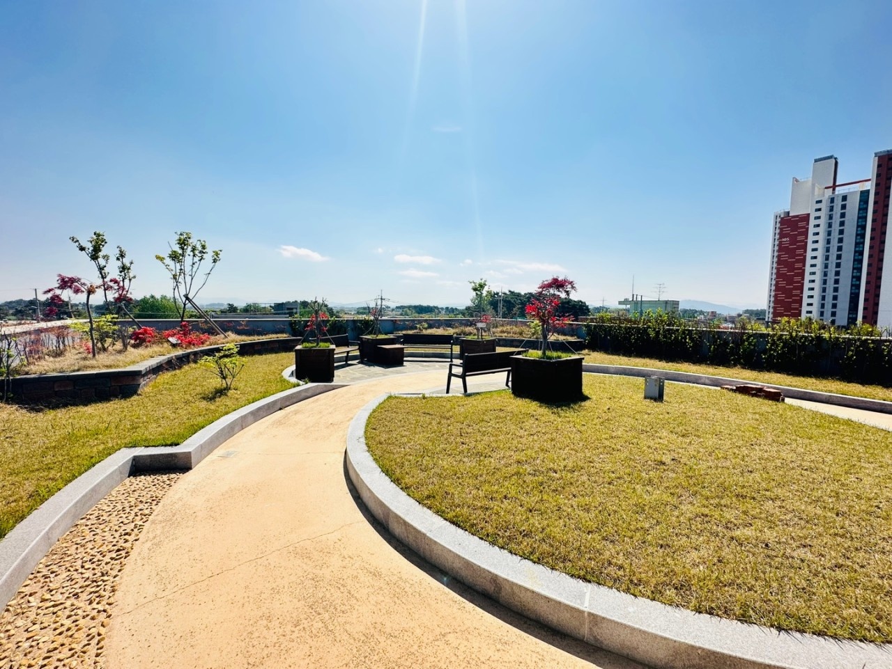 우주요양원 이미지 3