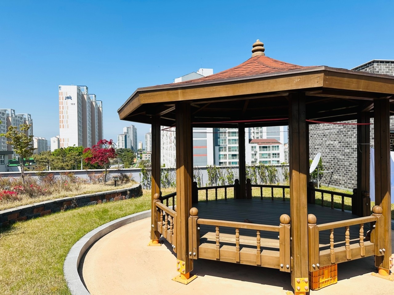 우주요양원 이미지 2