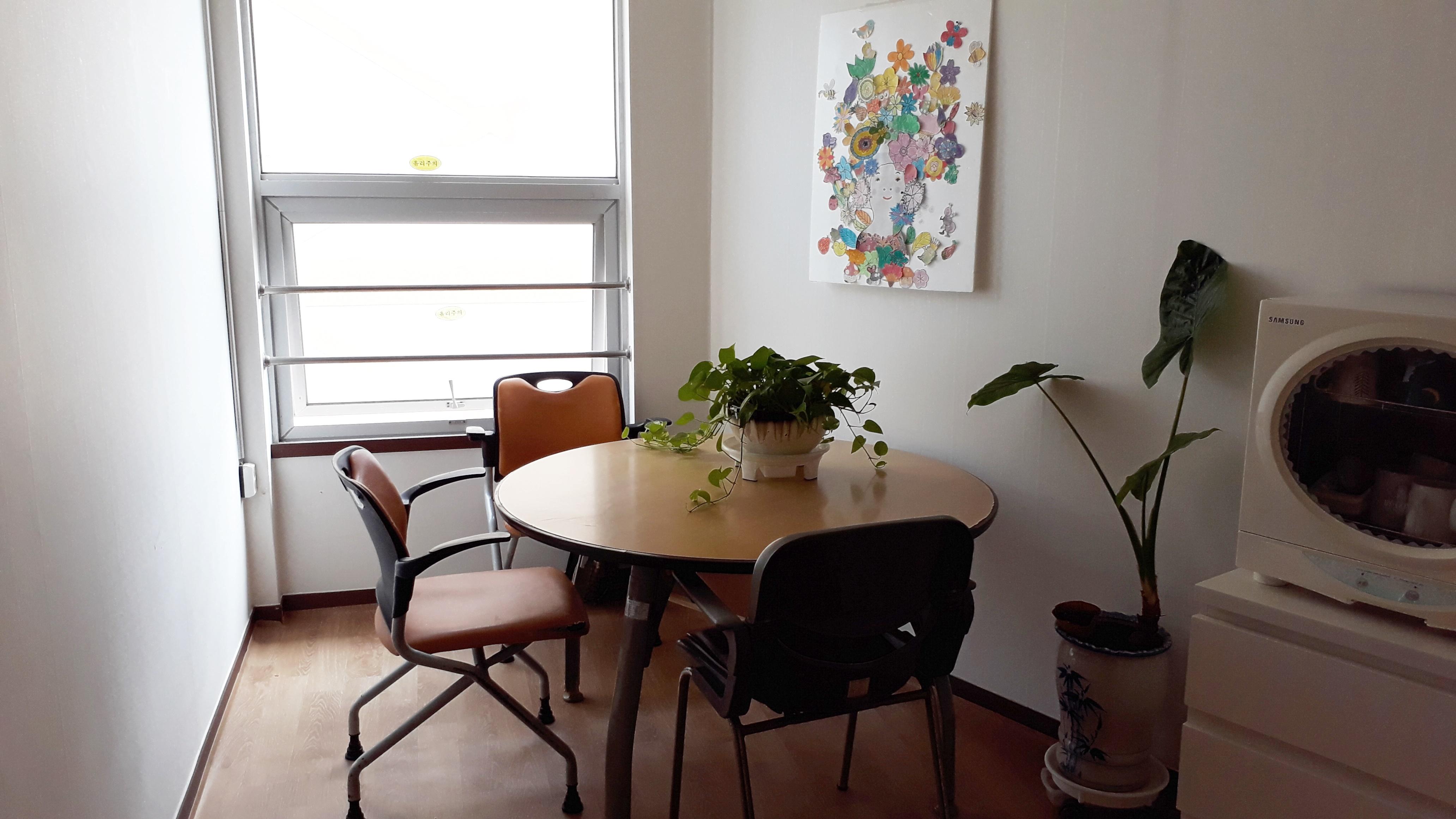 은빛마을노인복지센터 이미지 3