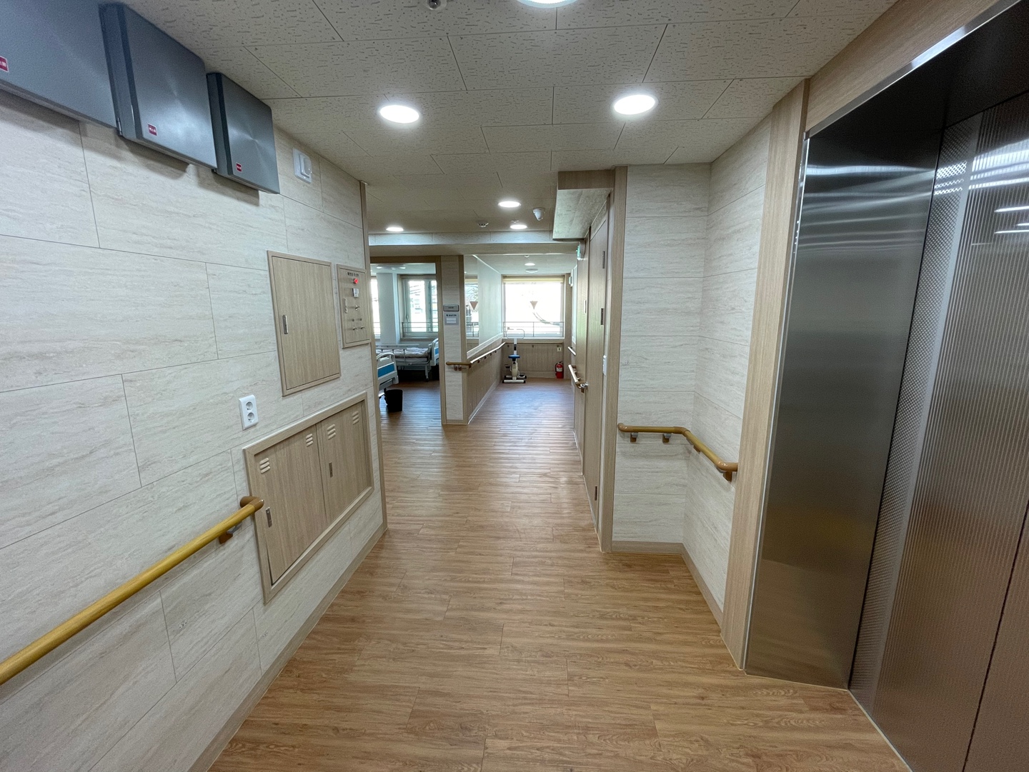 봄날요양원 이미지 7