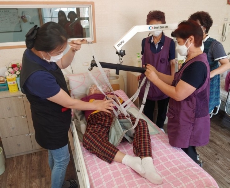 참사랑효요양원 이미지 10