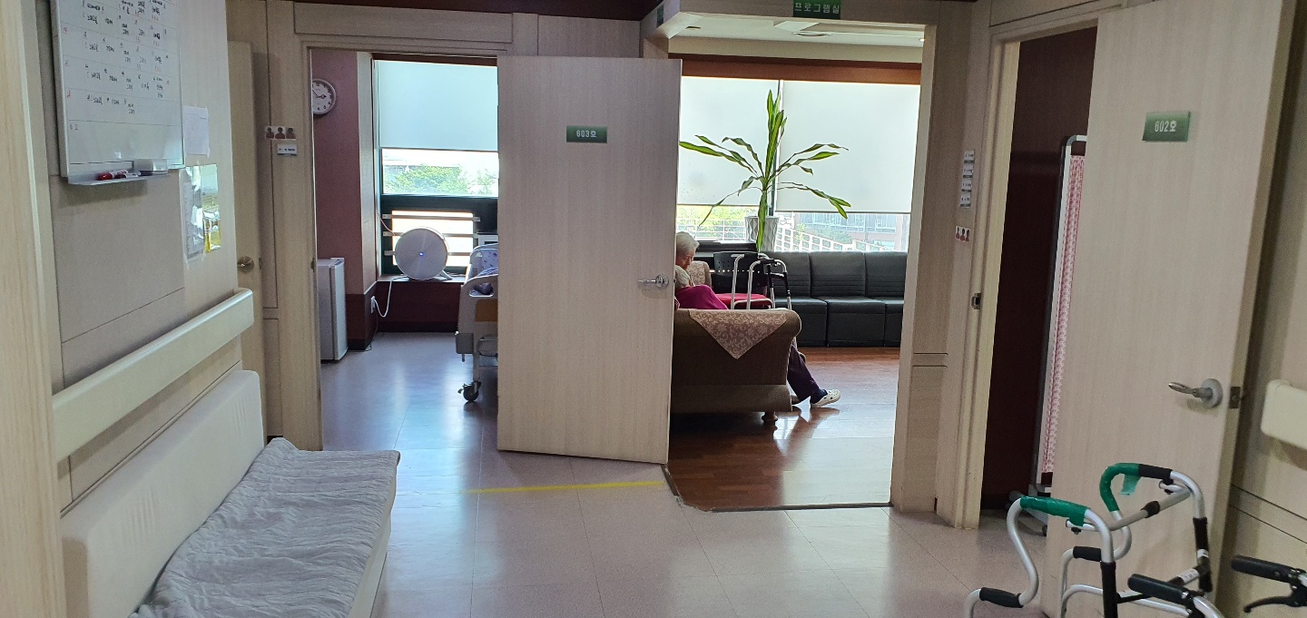 정자메디케어요양원 이미지 3