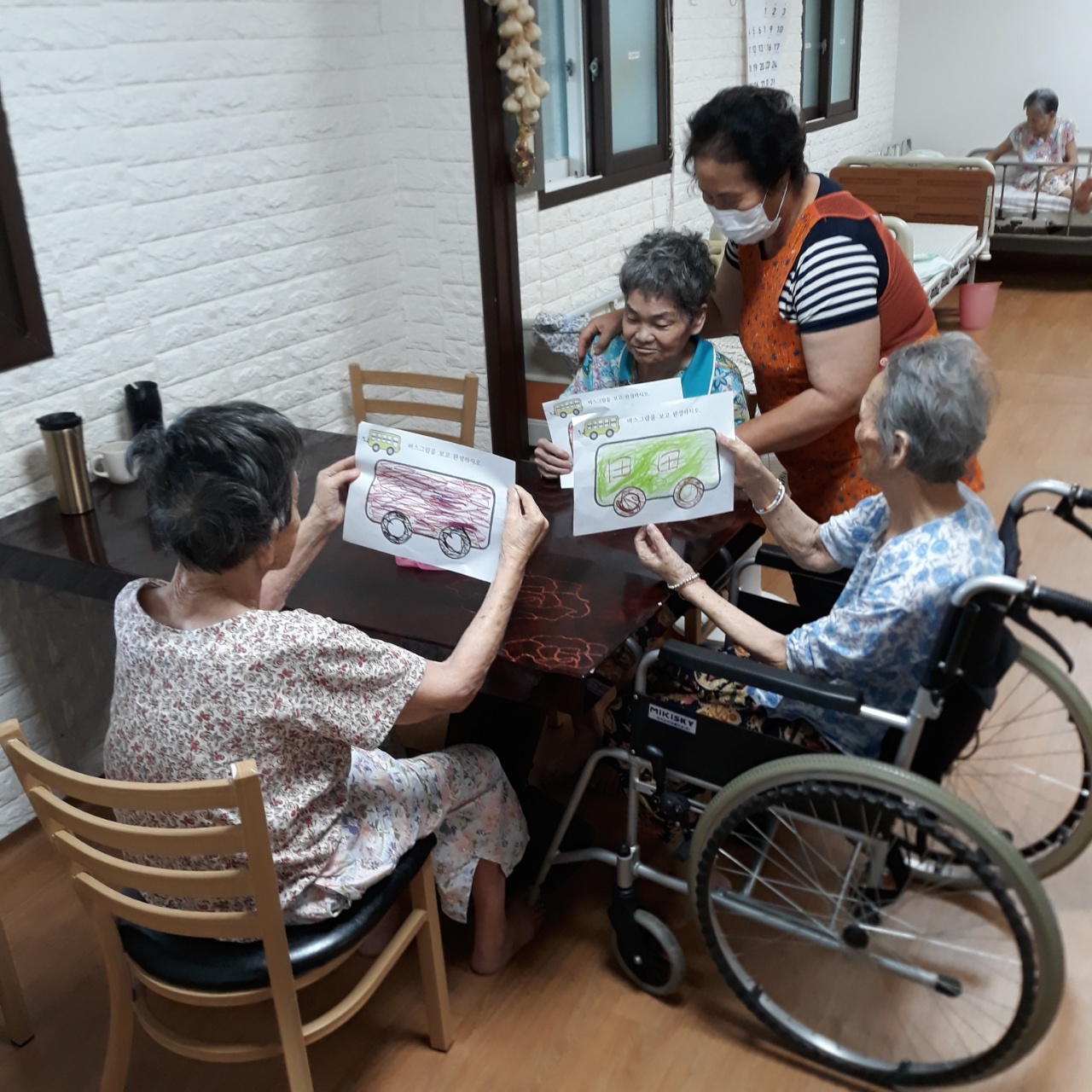 따뜻한집노인요양원 이미지 13