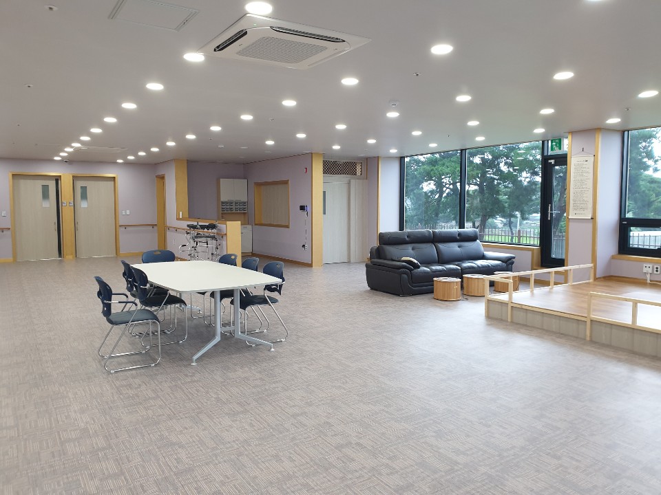 노인요양공동생활가정 자연숲속실버홈