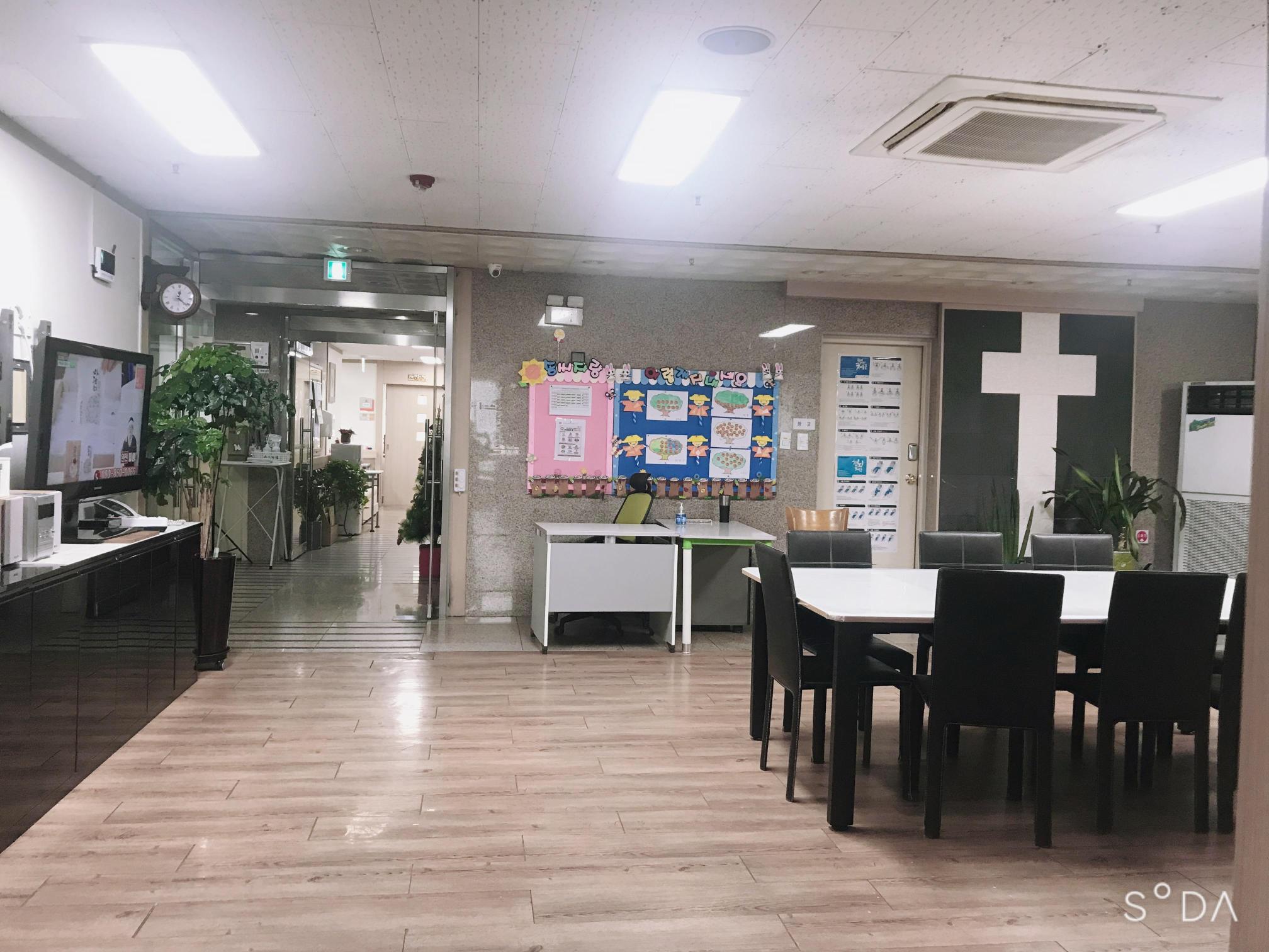 새생명실버홈1노인요양공동생활가정2 이미지 7