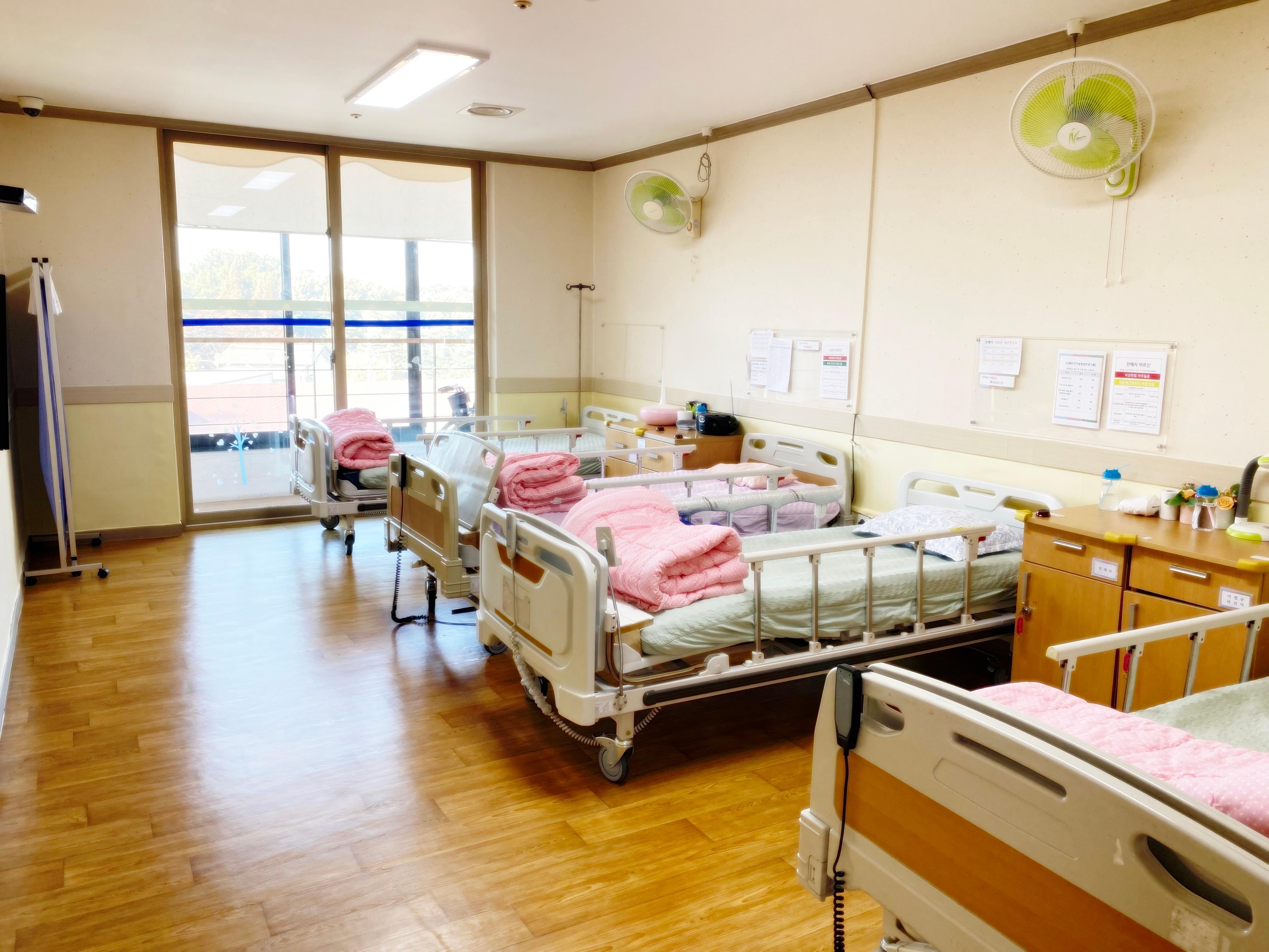 청주카리타스노인요양원 이미지 10