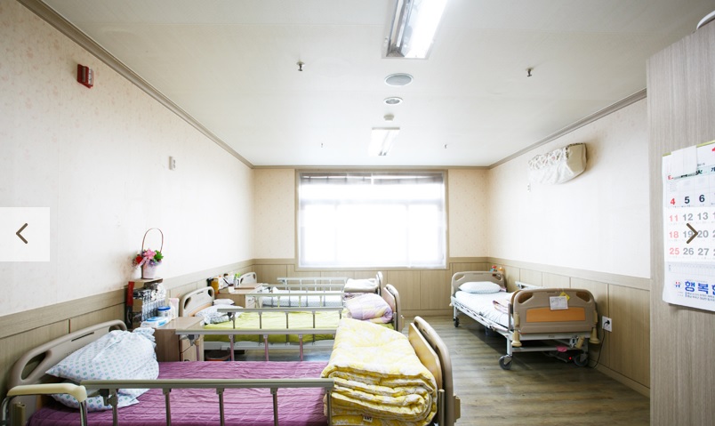 행복한노인요양원 이미지 13