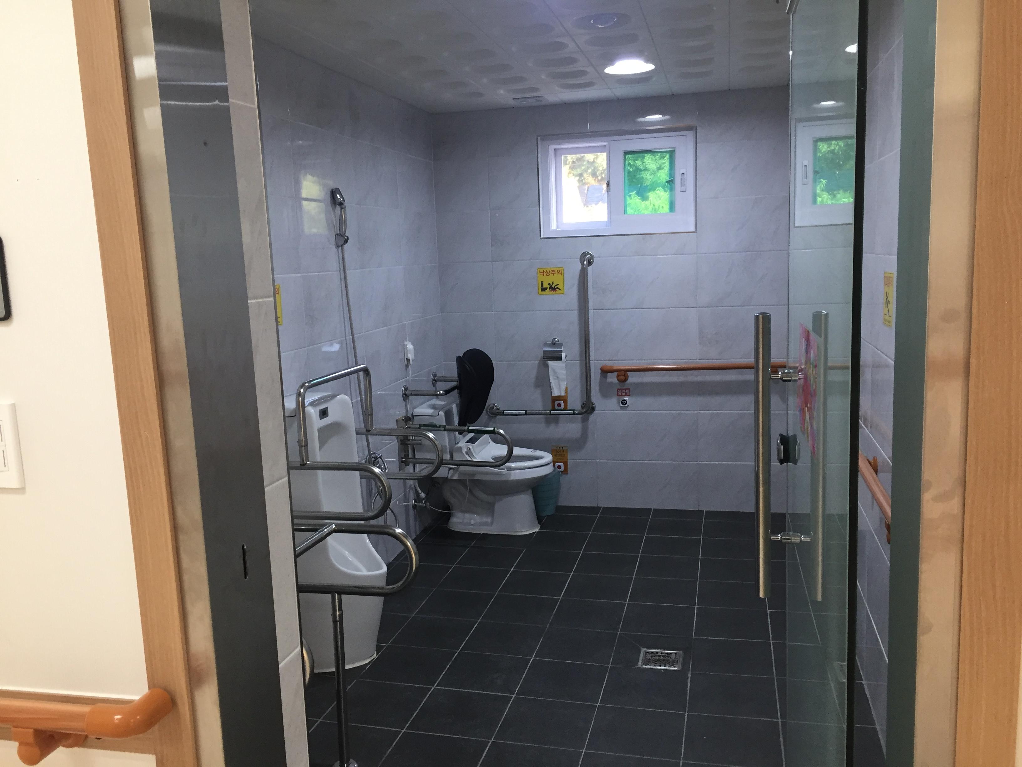 충주사랑요양원 이미지 7